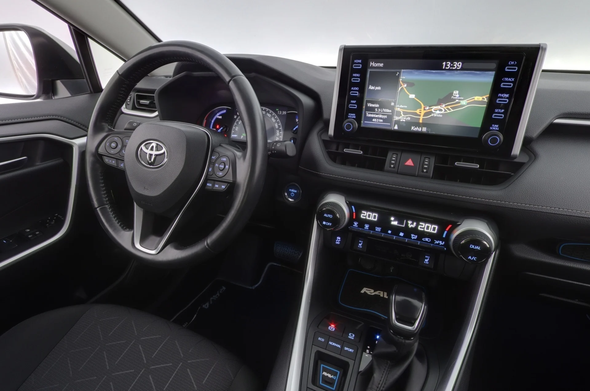 Car Image - 5HUos1niLO7XwfTeRRcB7z