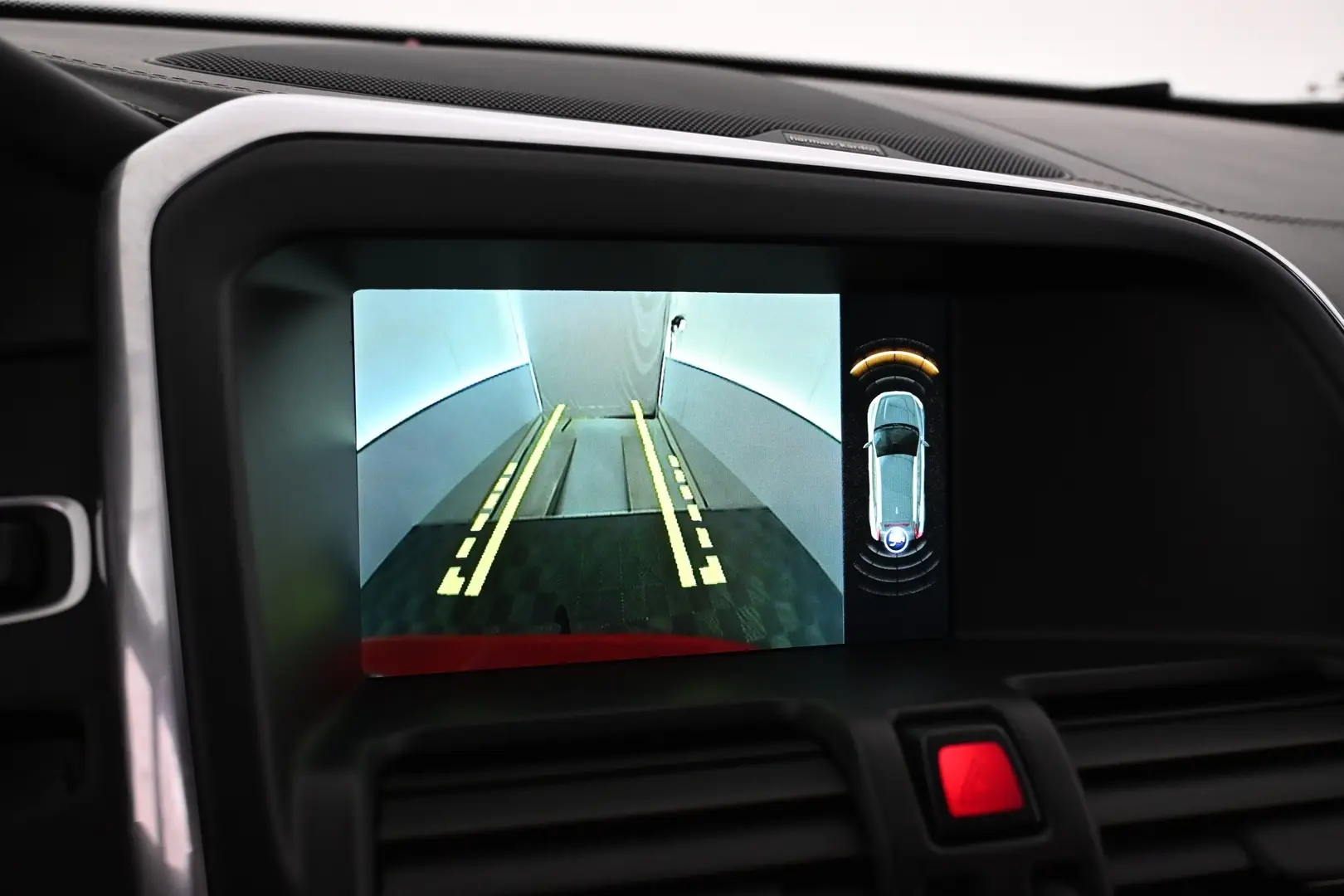 Car Image - 2QxTmYxoFYdNFetN5ly5uS