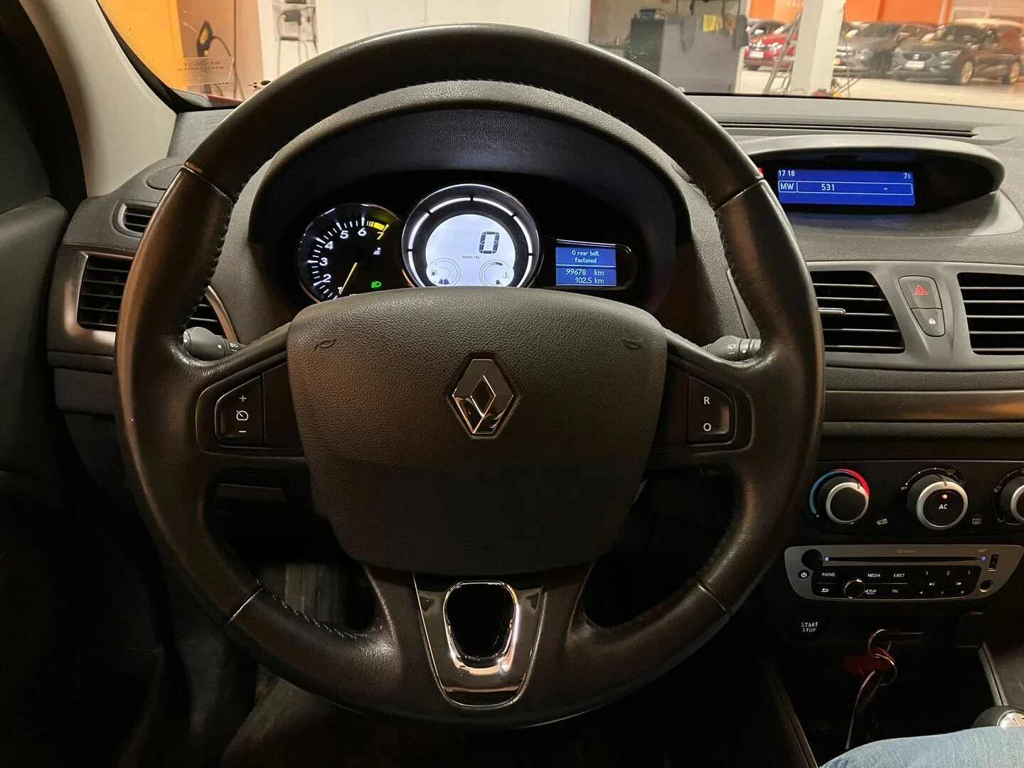 Car Image - 233aKTmQHH9iCvzbLN96pK