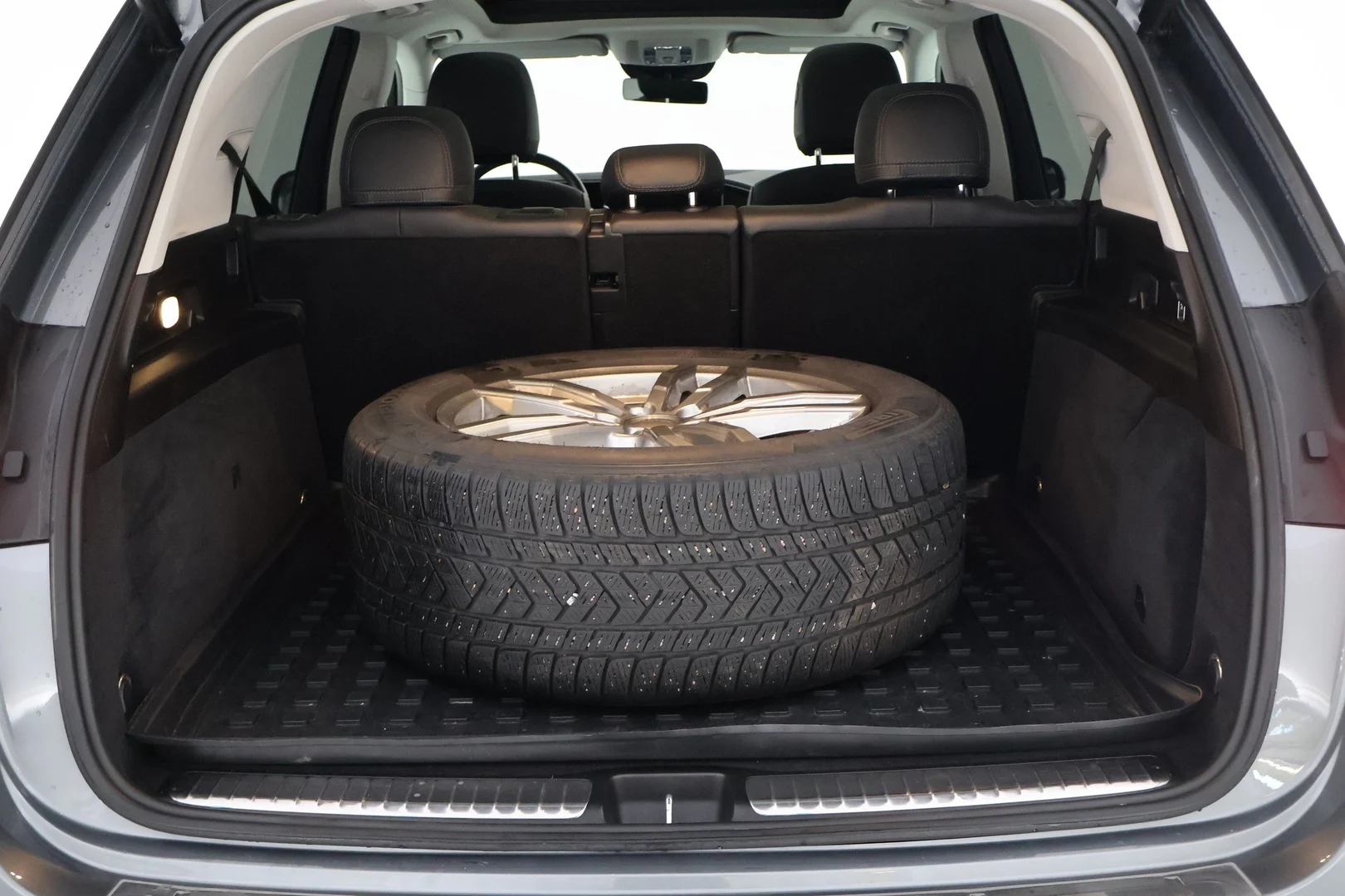 Car Image - 5vou8D39ZXgGYyjHpMGbuX