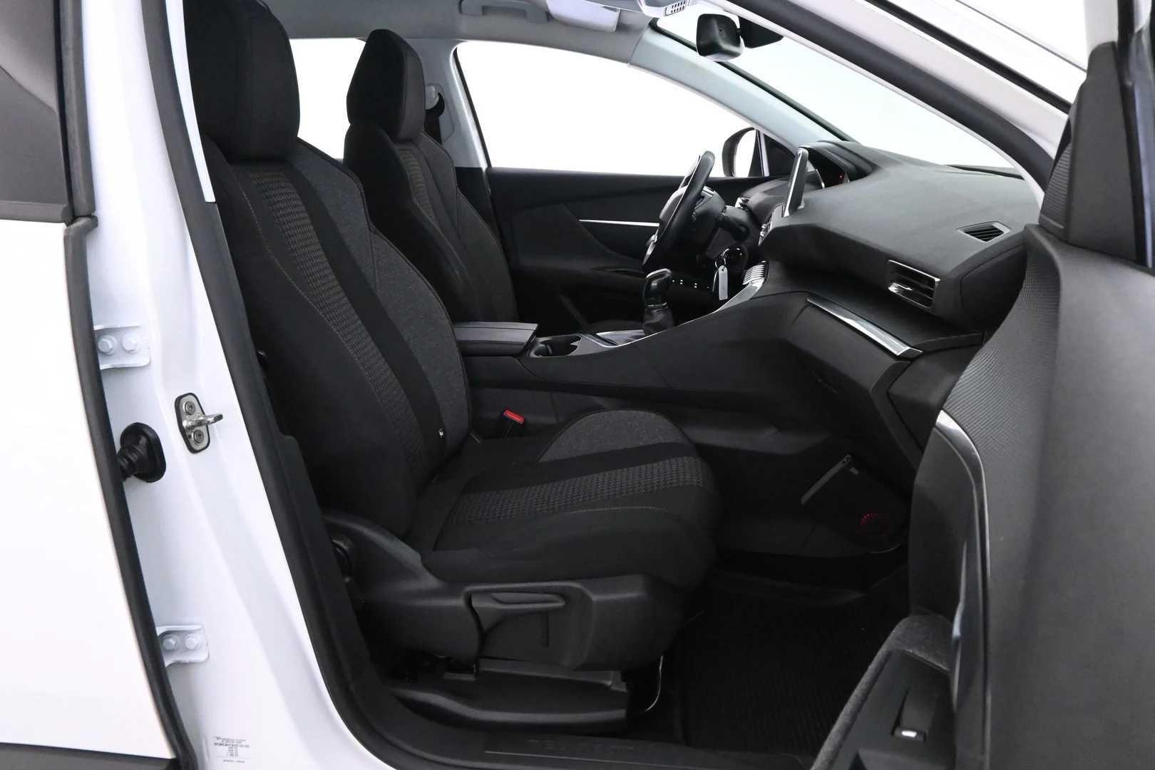 Car Image - 4LB8PbqiPgEW8SlCdYgdld