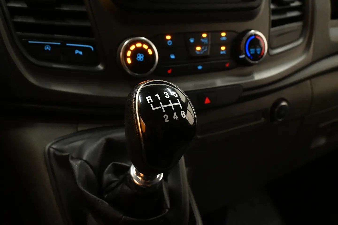 Car Image - 5MwT3QDM8uVDz46sdmDcDh