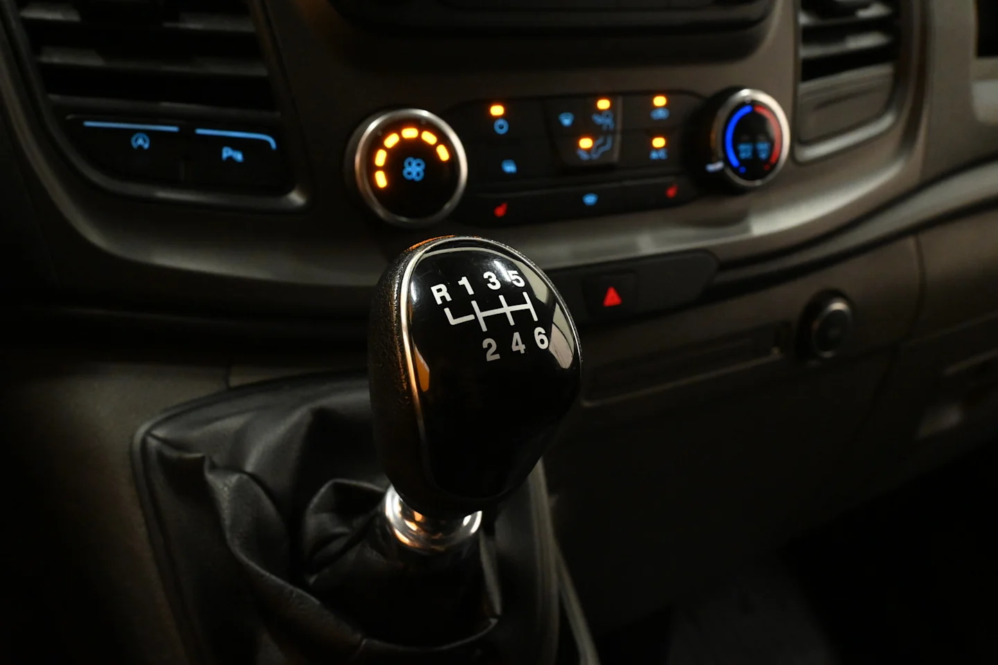 Car Image - 5MwT3QDM8uVDz46sdmDcDh