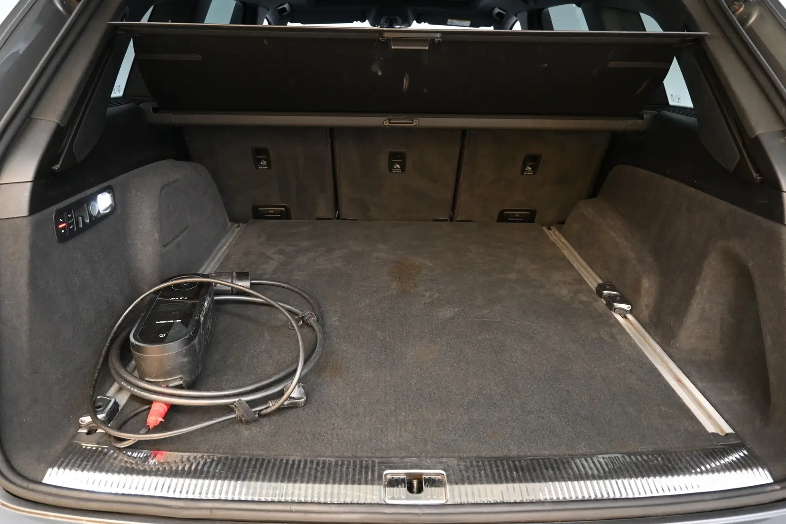 Car Image - 1R1ryTICrMlKtKtchsy6ni