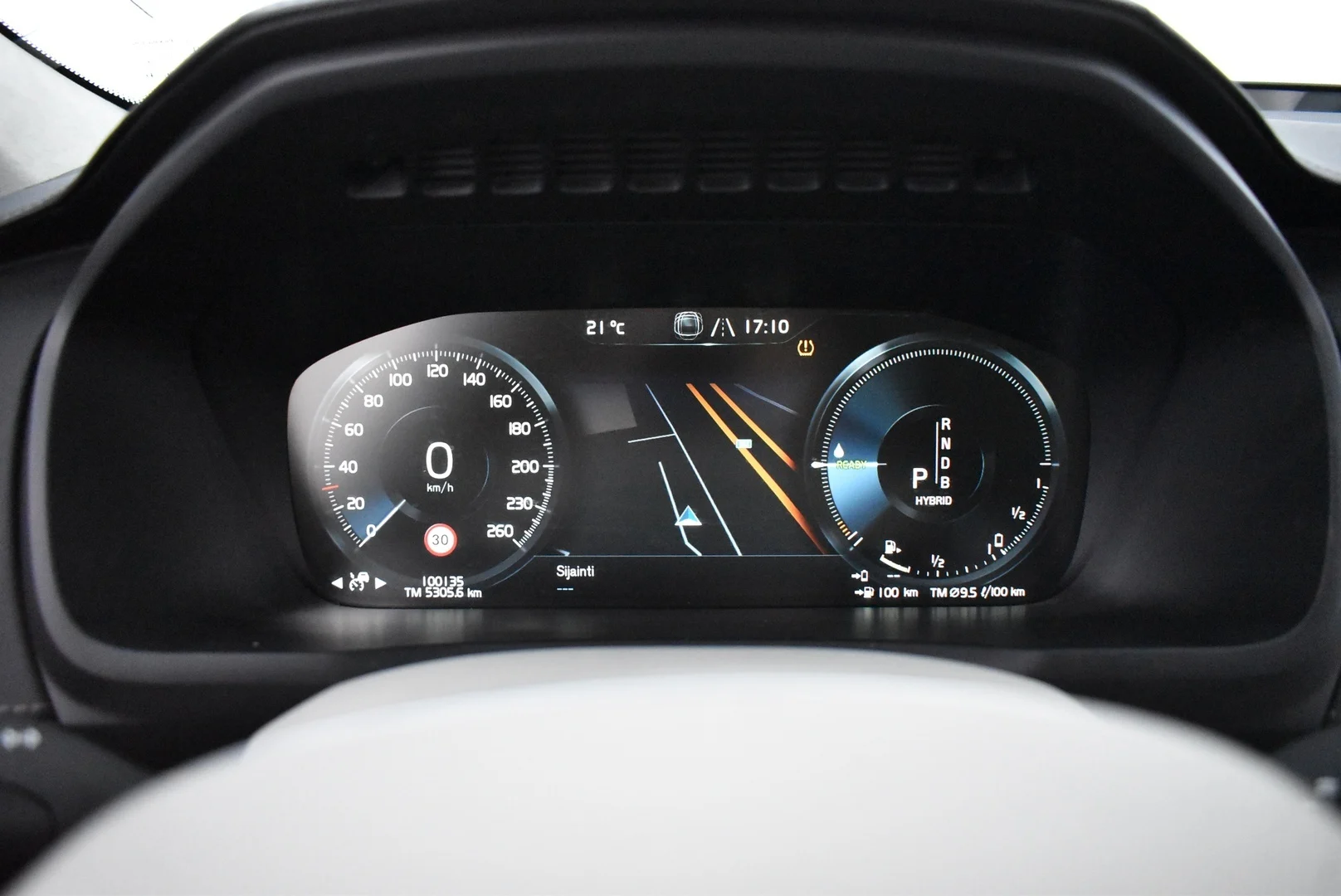 Car Image - z51cht9PwUayRfCMKaHQ3