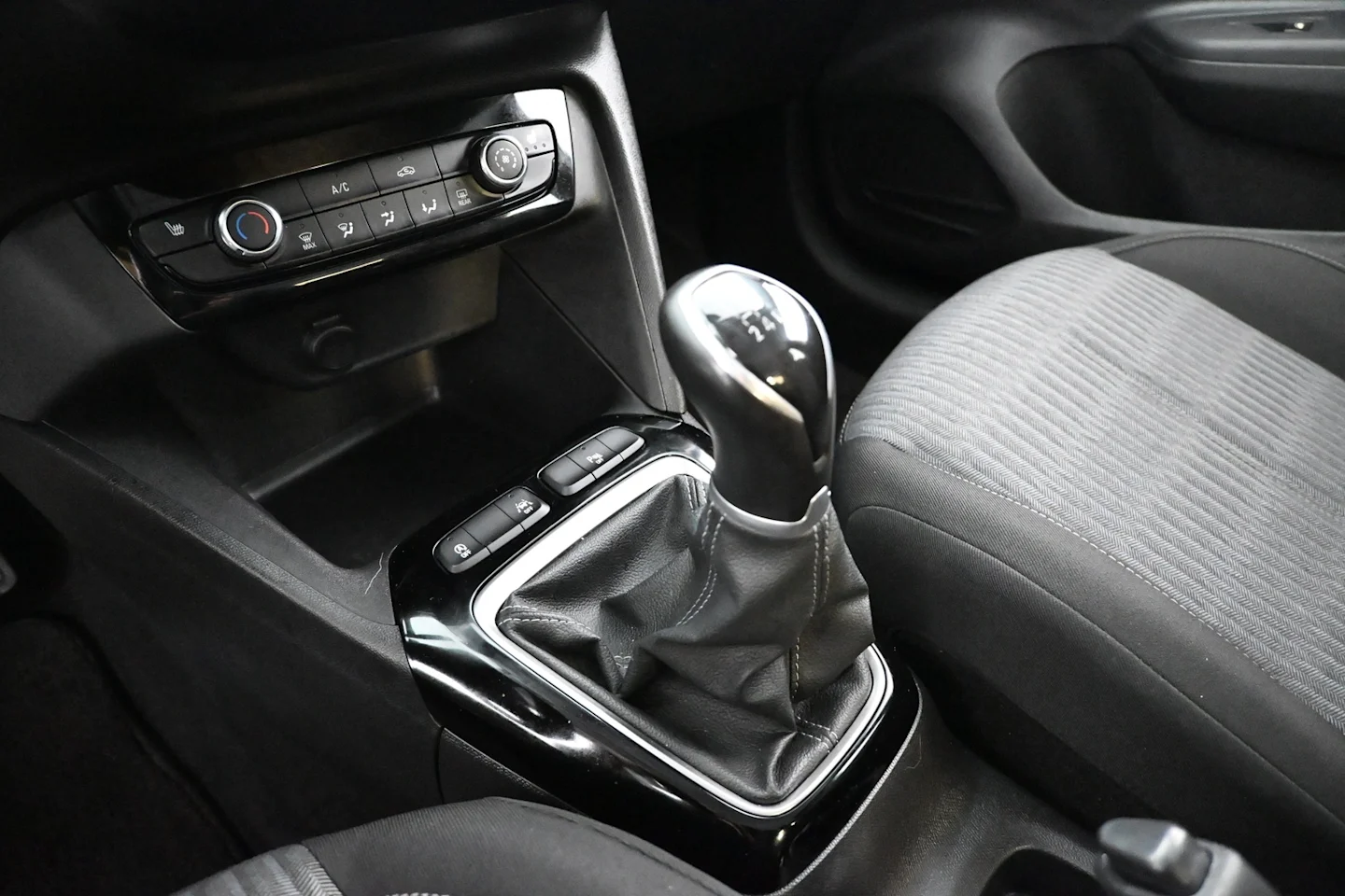 Car Image - 2B50P9udgfhTqeIofz3SJF
