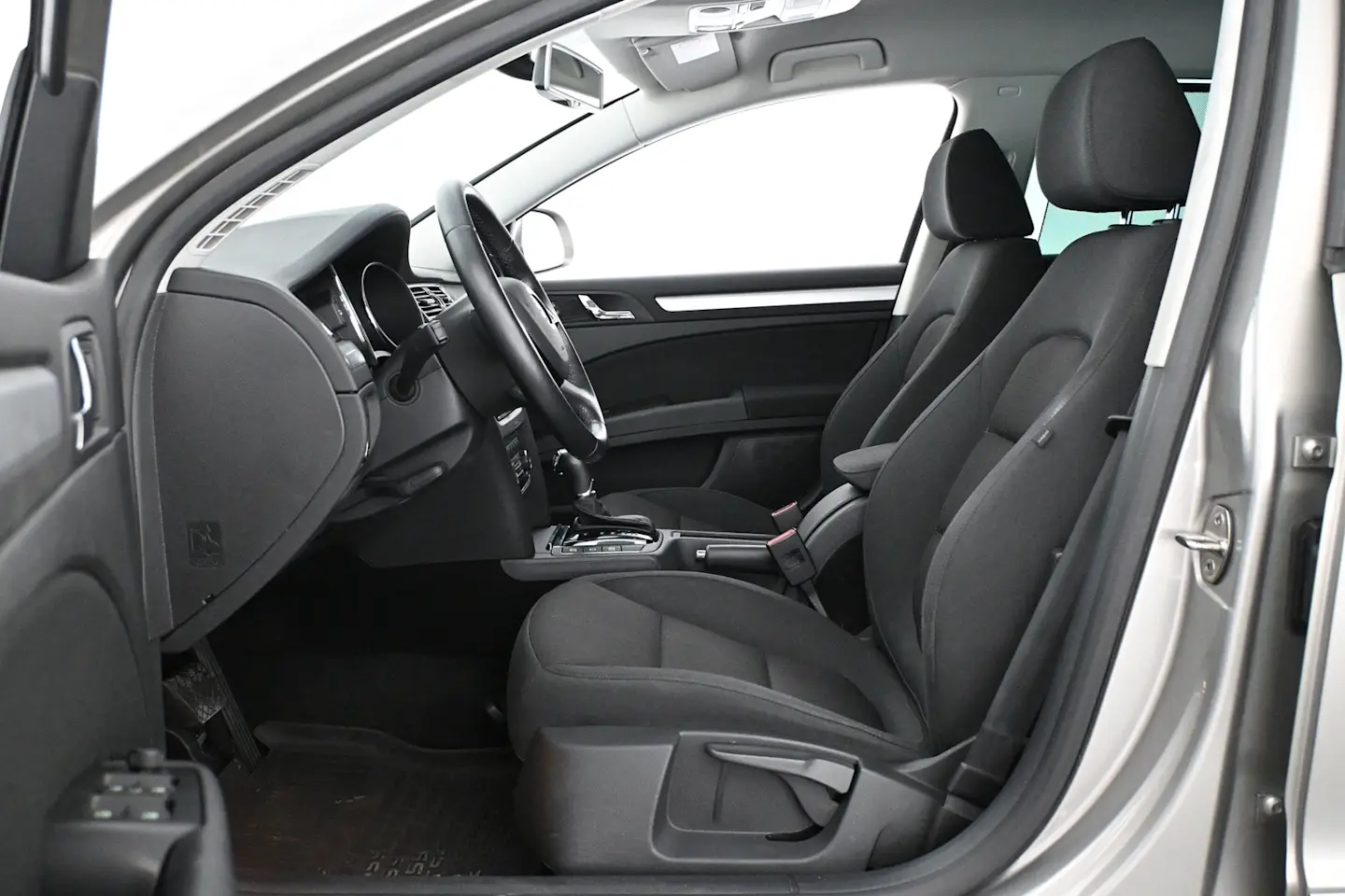Car Image - 4WLE6v1XhPv6Drqj8eMHpn