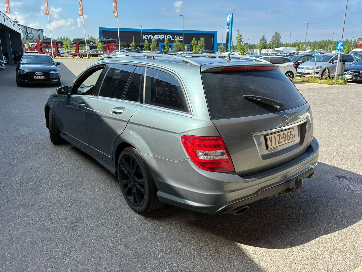 Car Image - 32KU5KF4jJkSmRZd083ZtM