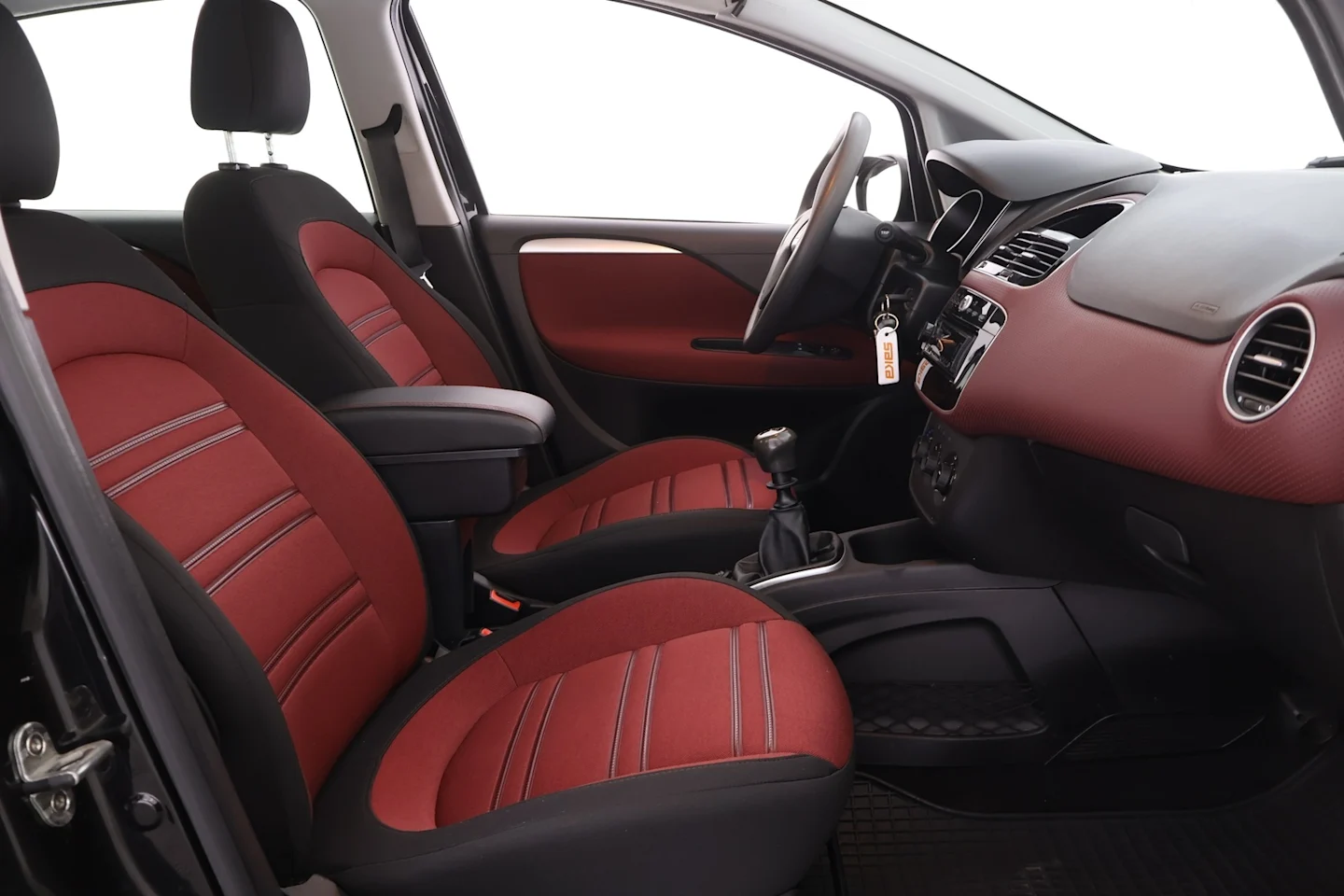Car Image - 5kfJR8EPxqcgbOYHhPy41E
