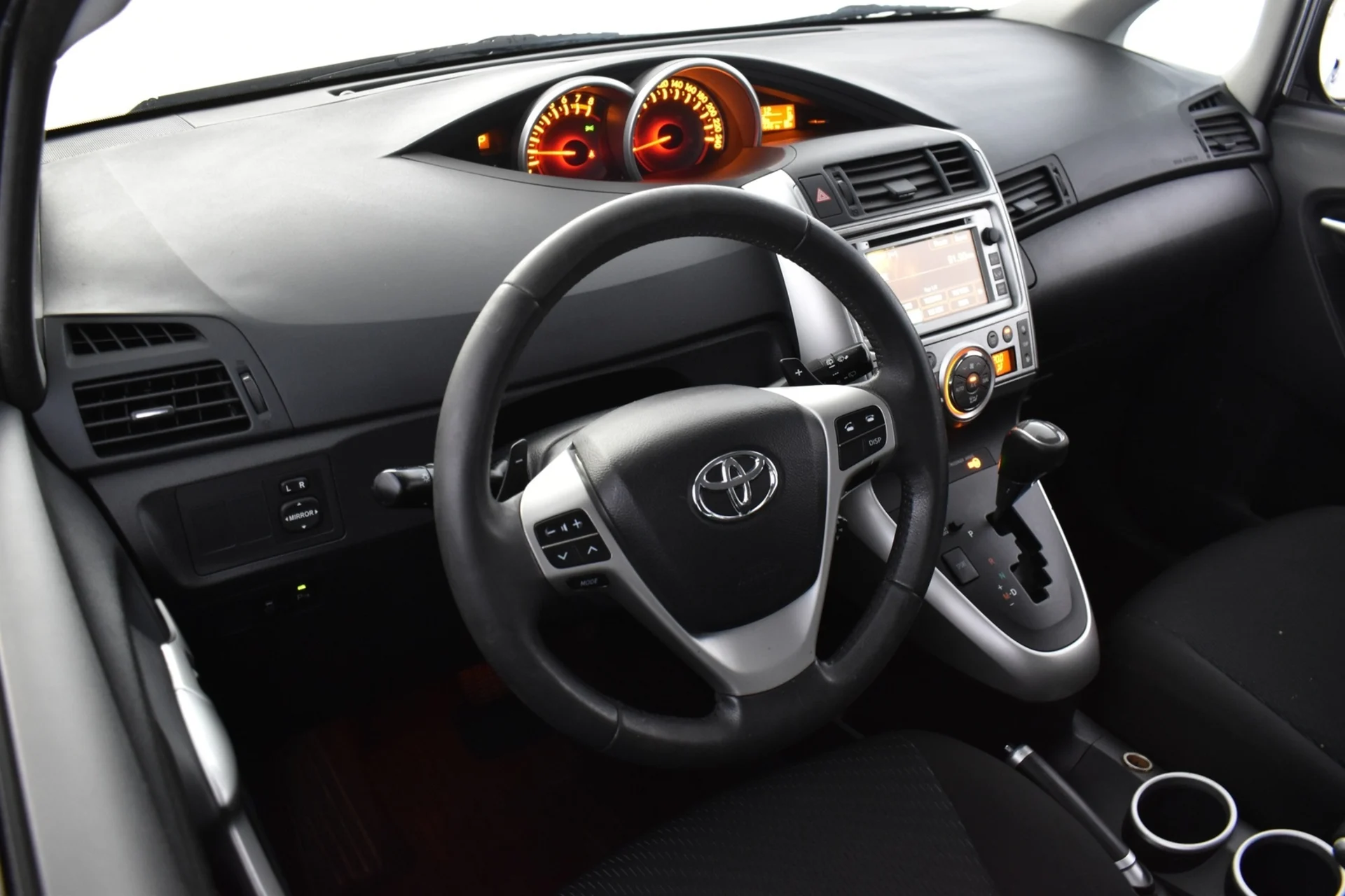 Car Image - 5fju7lrnmUsXY6gk4AfNel