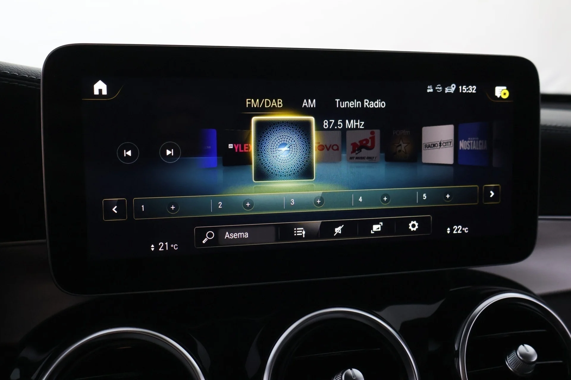 Car Image - 1iaeTTdsE0Cj2hx3pETwkW