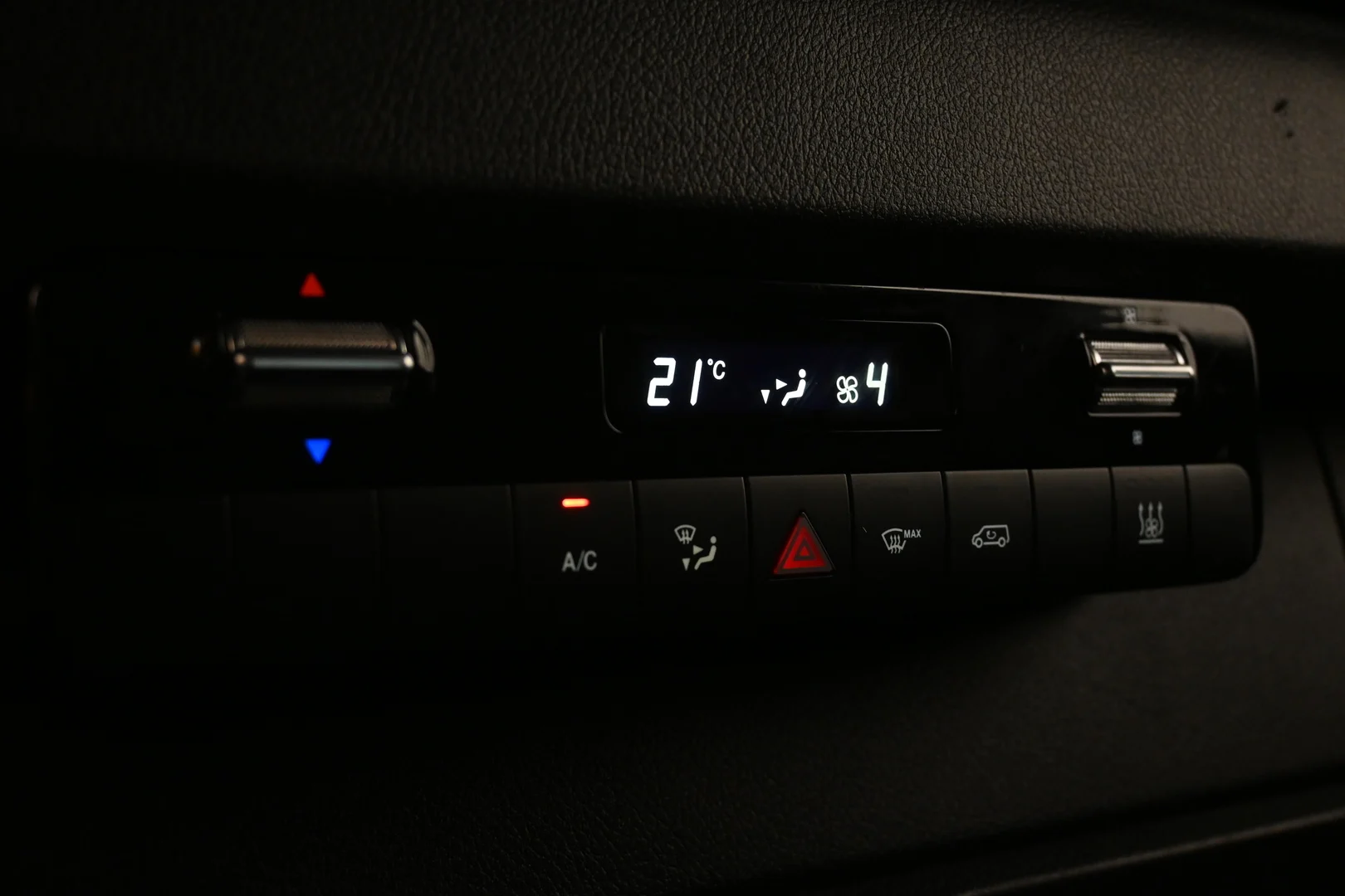Car Image - 2tpI1VsCpC5TG9LUeAUx0Q