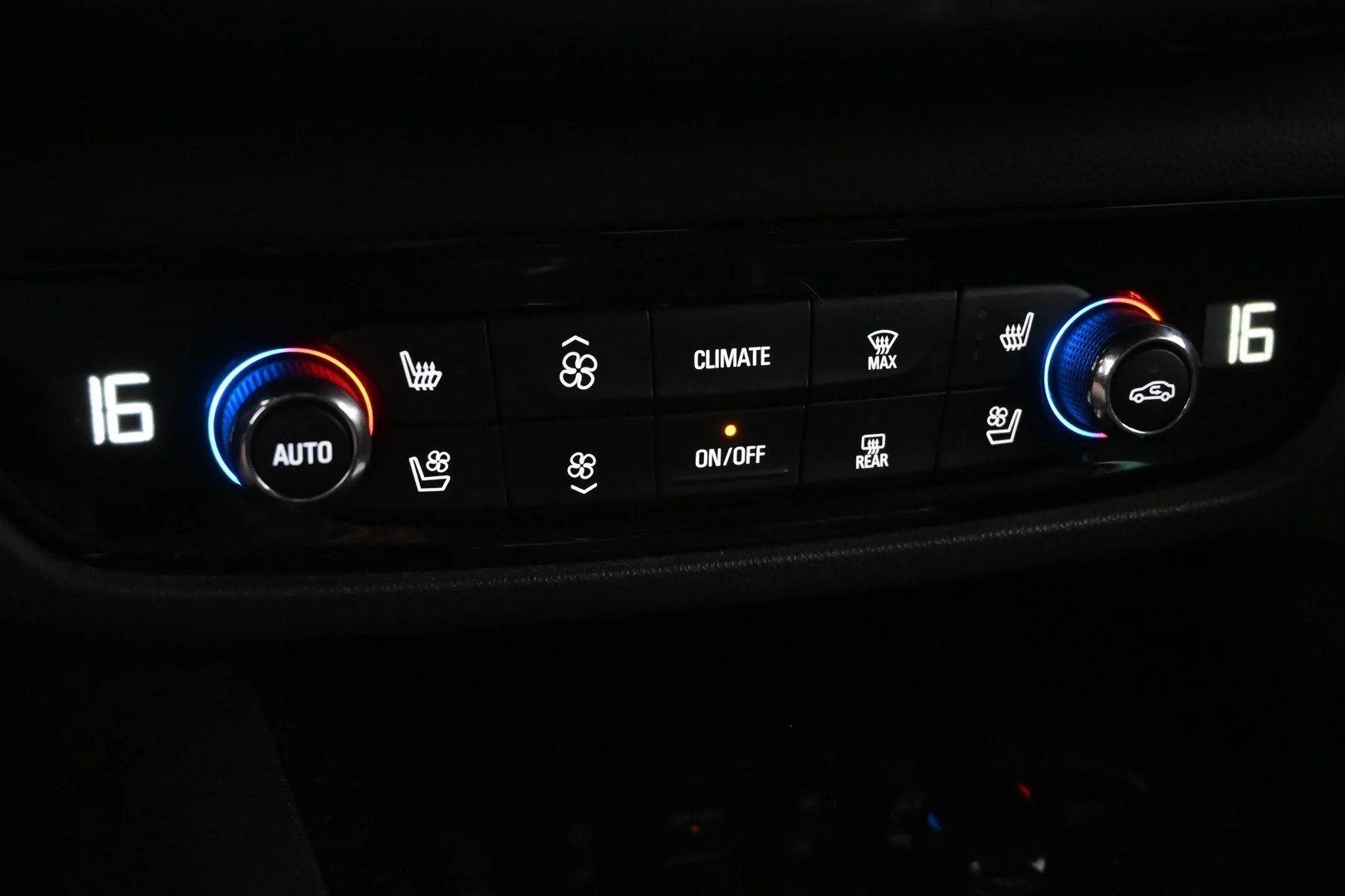 Car Image - 3Oq7WLX41s8nsFG7EqApjc