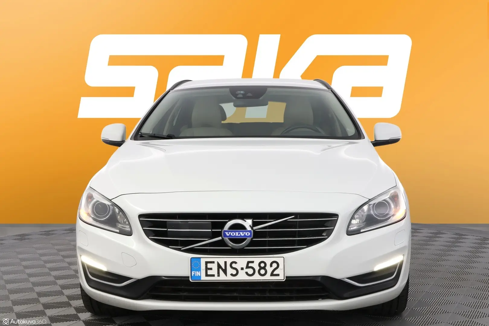 Car Image - fYT1uQerrjby0FhN9sObI