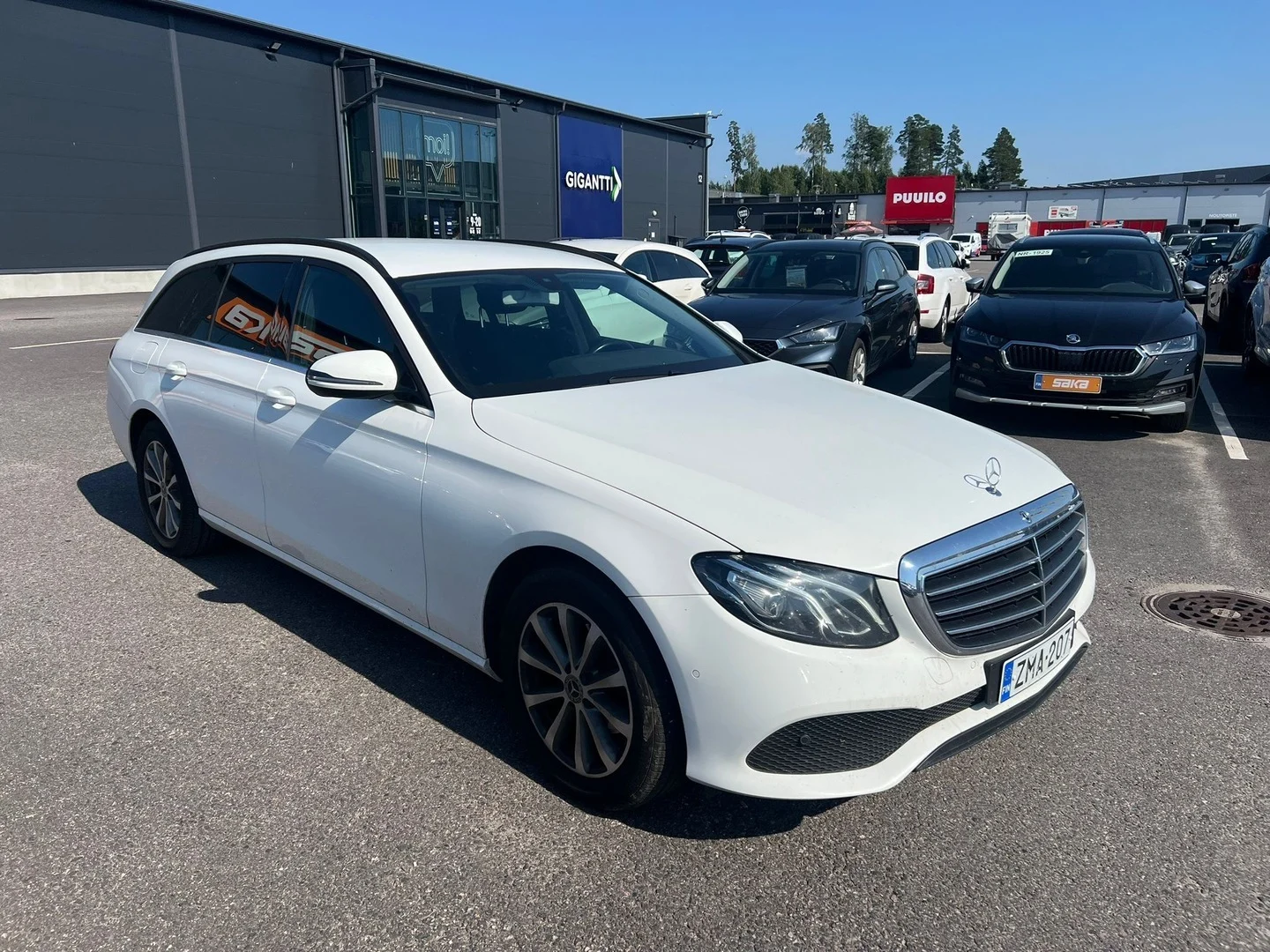 Car Image - 3TXM3YV4USddEhRAWKWVom