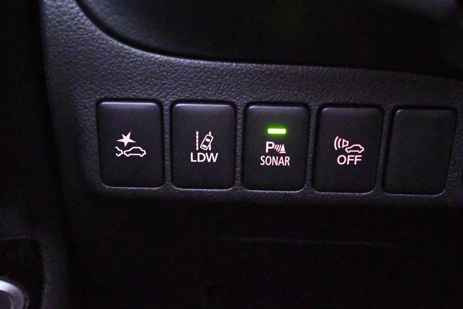 Car Image - 38exo6ZWHjs2TJ0o115NDM