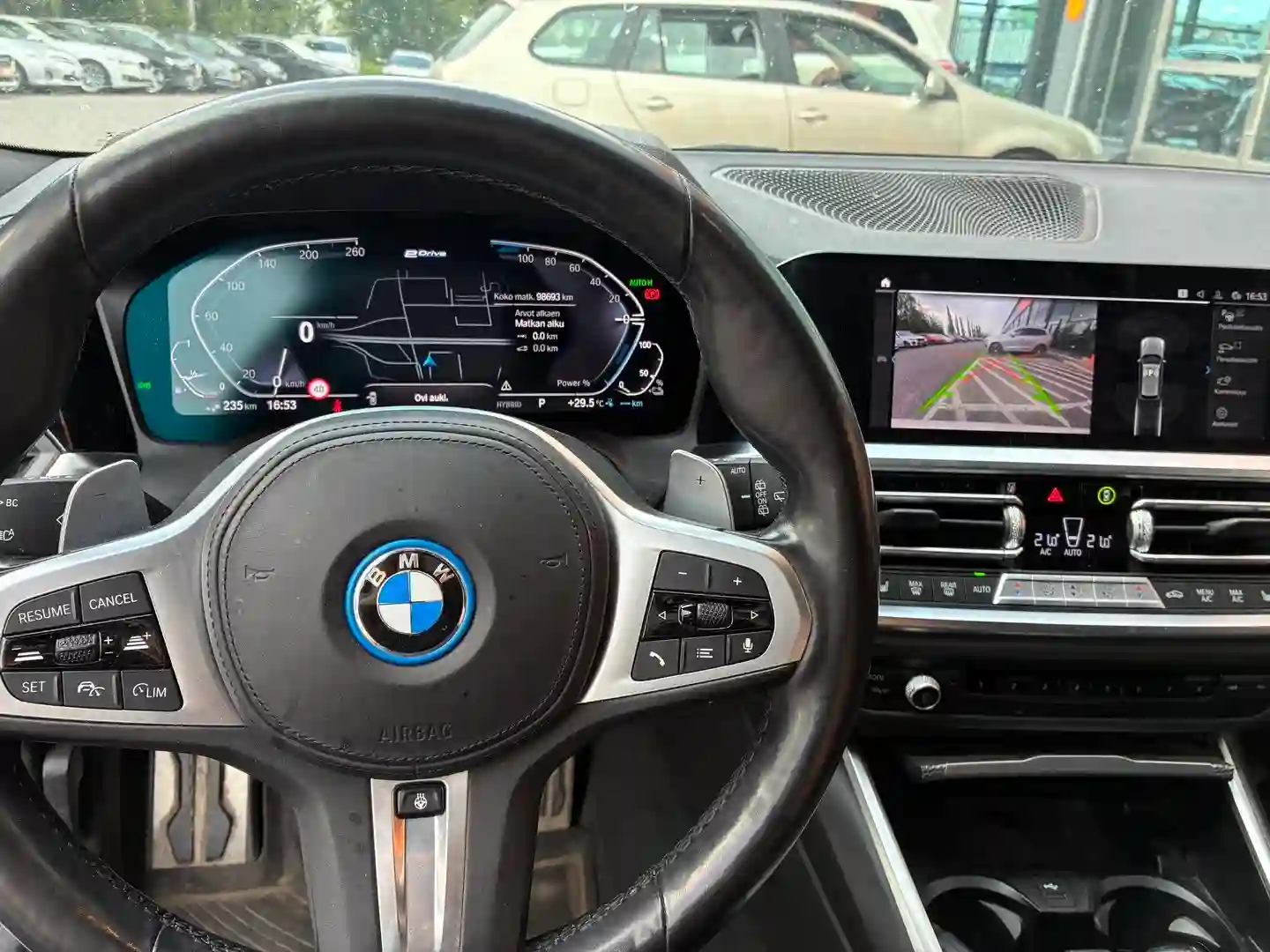 Car Image - 4j1mqlZ4KLMMkAZL13P0Kv