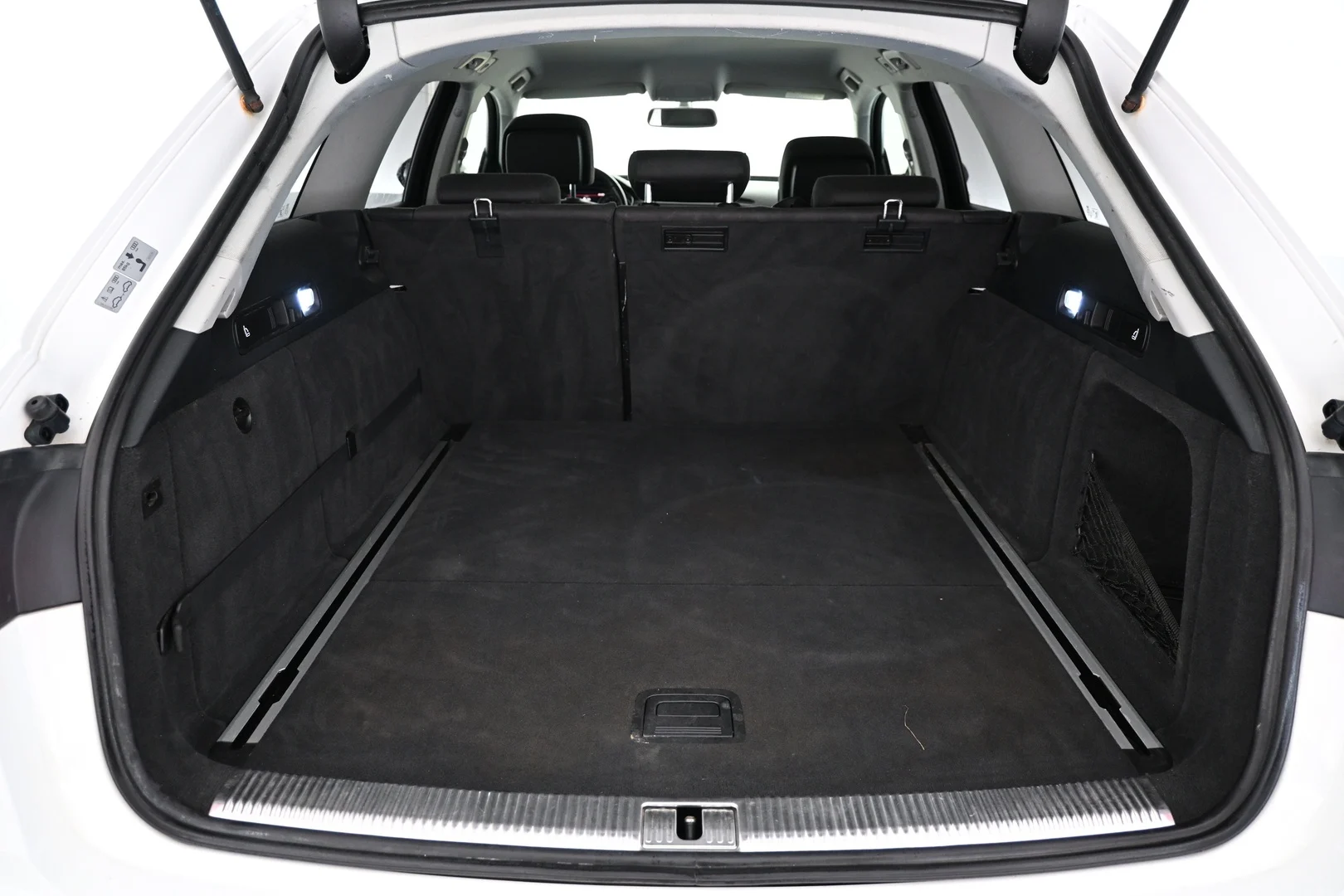 Car Image - 3kW3VNbplxYT9gN0uy6Ake