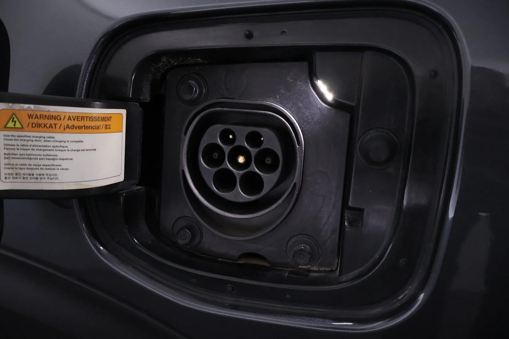 Car Image - 1AxHuE1o3hVcBGklqWi4FH
