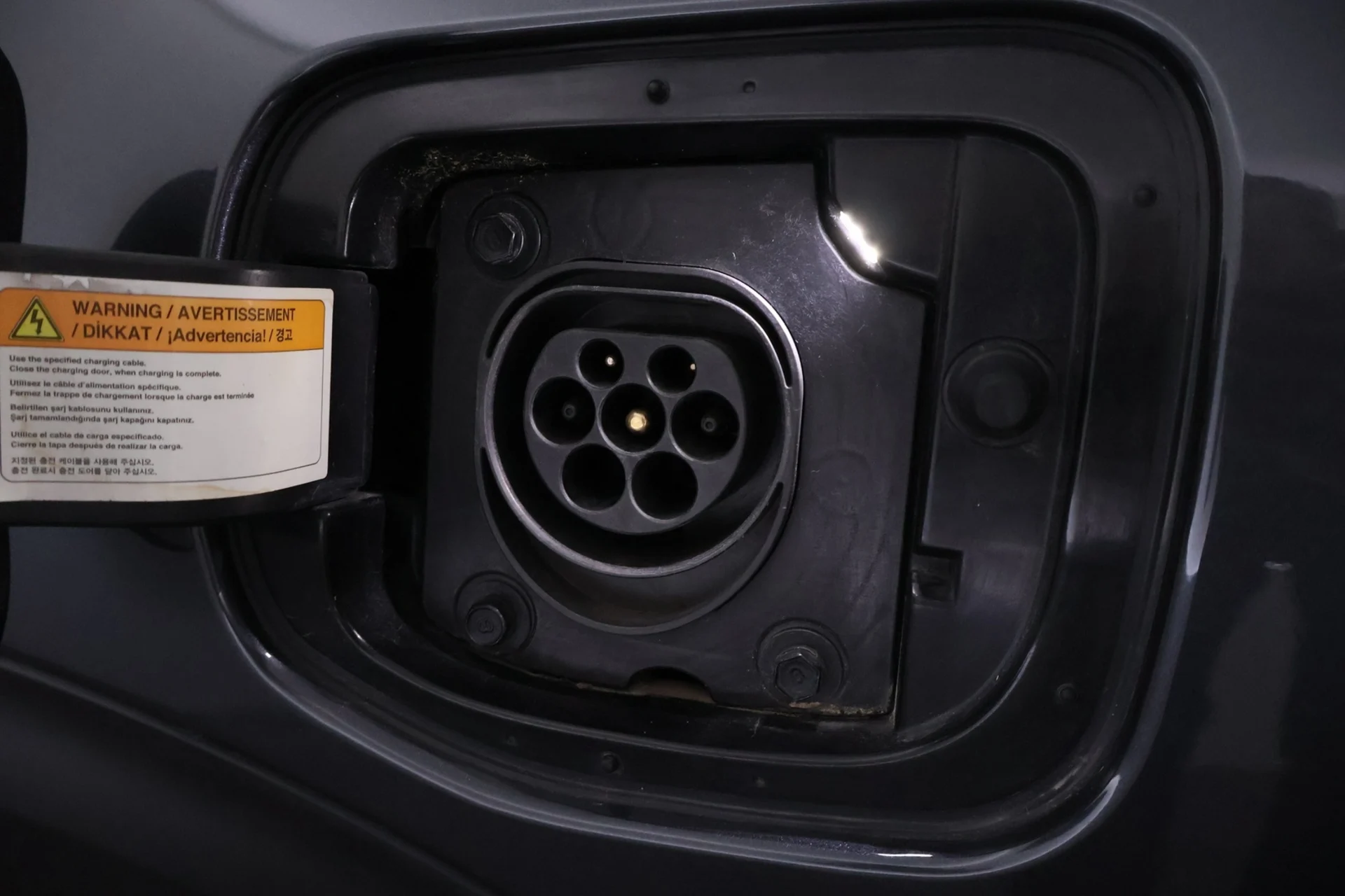 Car Image - 1AxHuE1o3hVcBGklqWi4FH