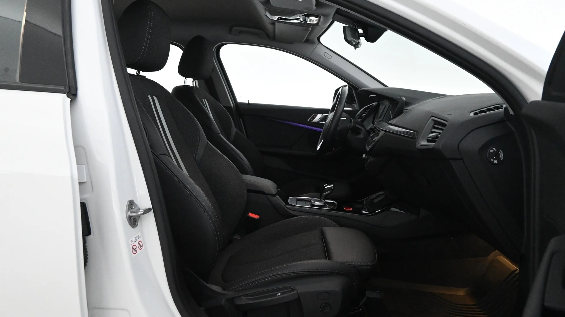 Car Image - 6wRv4wSV5bAEFENpcm5CUv