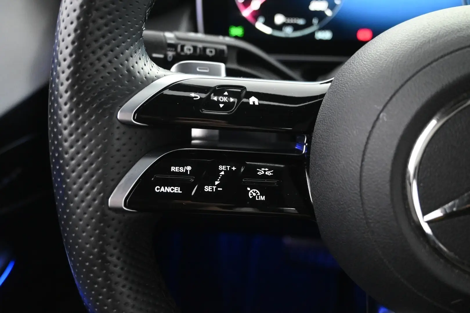 Car Image - 5MjYiR5HuNuoAxjdmQeTFF