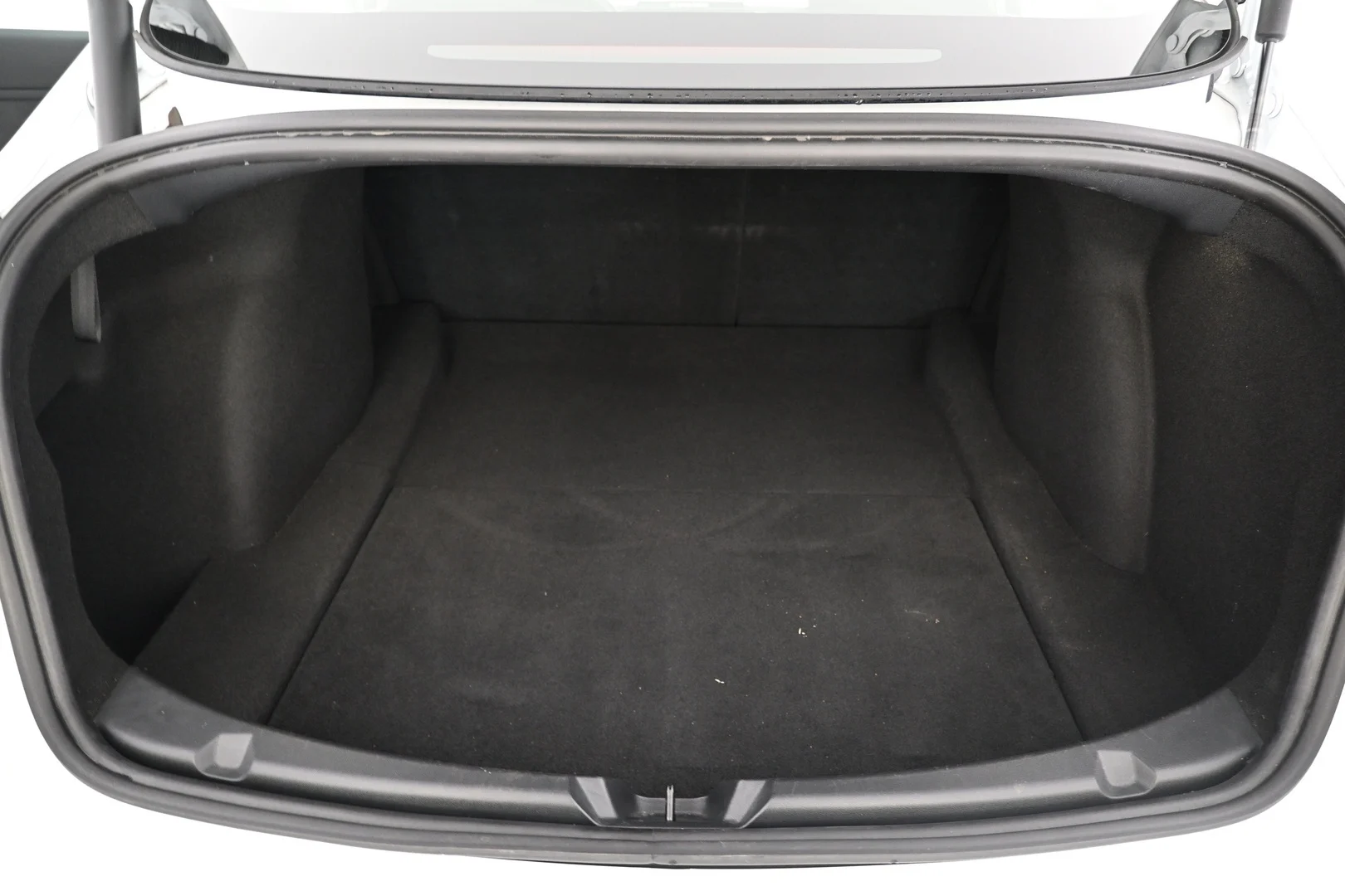 Car Image - 36zcMnCn4rBWrj5Ilm95kP
