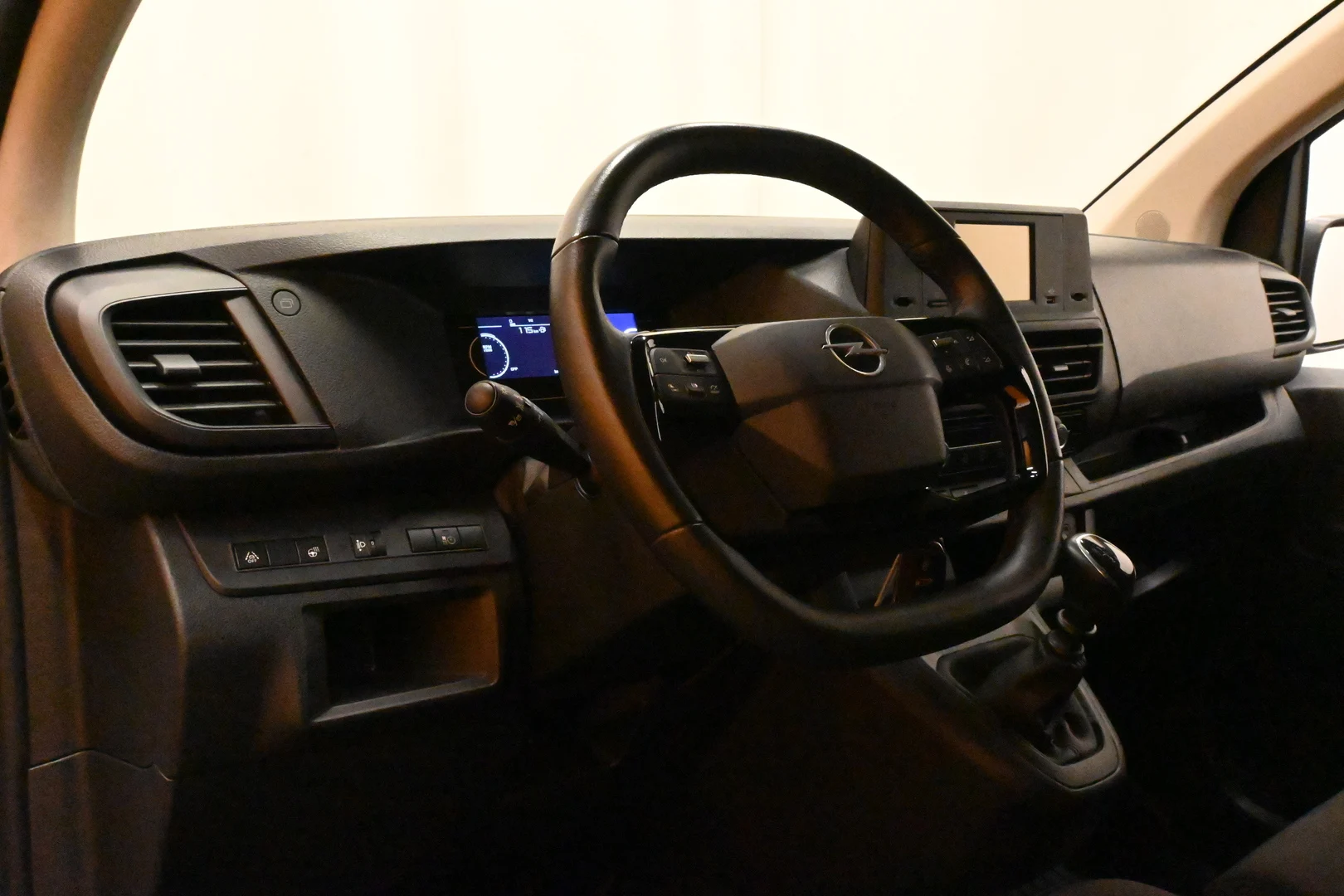Car Image - 5aPqTAkAYmbvwWbGbHpSTP