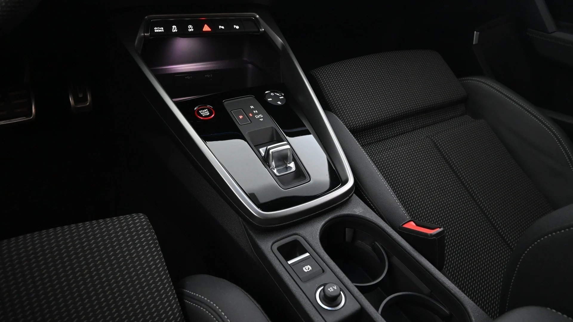 Car Image - W4jTmISOicVvcuQDXZ37T