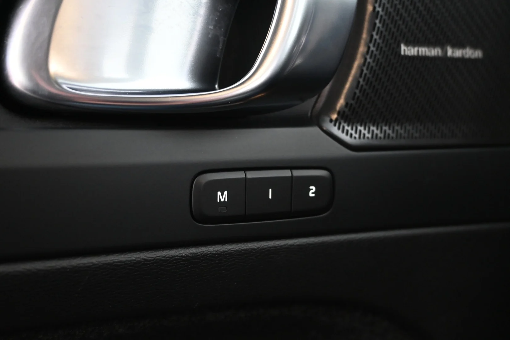 Car Image - olDDWY0XsaDFyqyWhmOyG