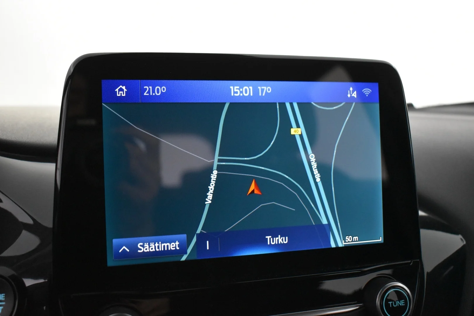 Car Image - ezs0Eua1xwmbHc881yPi6