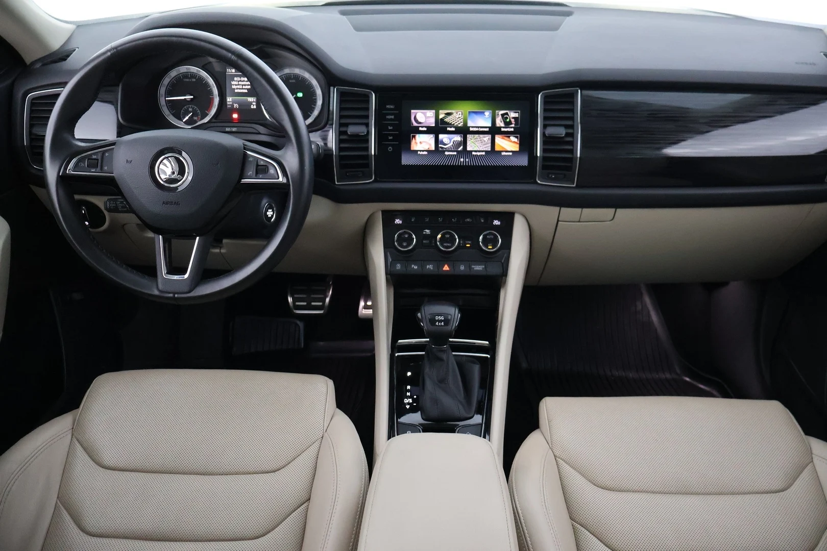 Car Image - 38jwPG4WIT9iSGSs9ddyEW