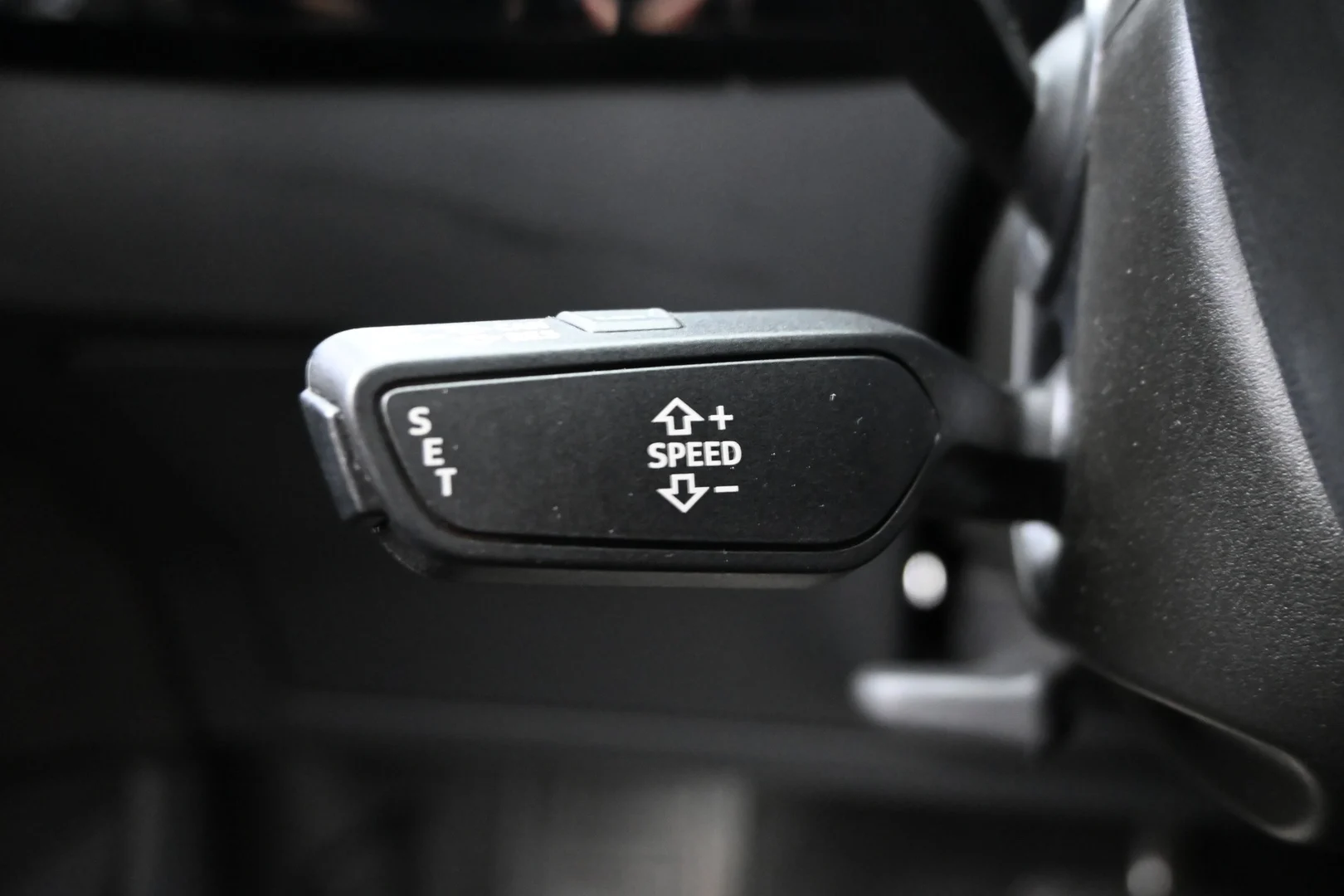 Car Image - 4e4Tg0uFrUrGj8uqRGrtHu