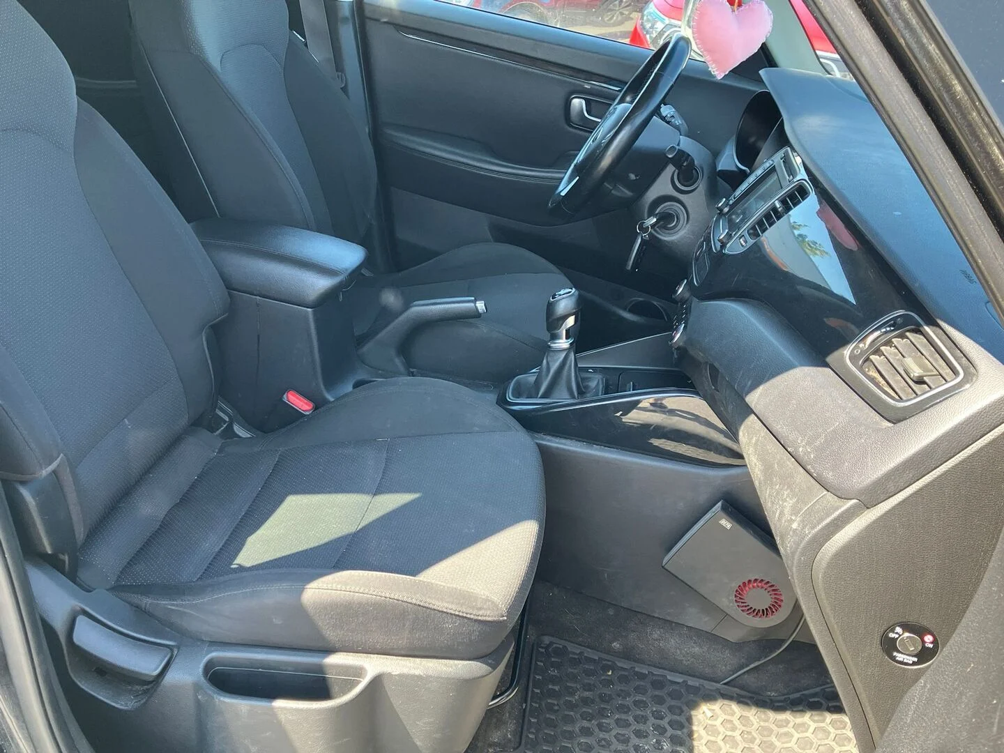 Car Image - 3Q4yGj9mjfpegVqcTYx8ok