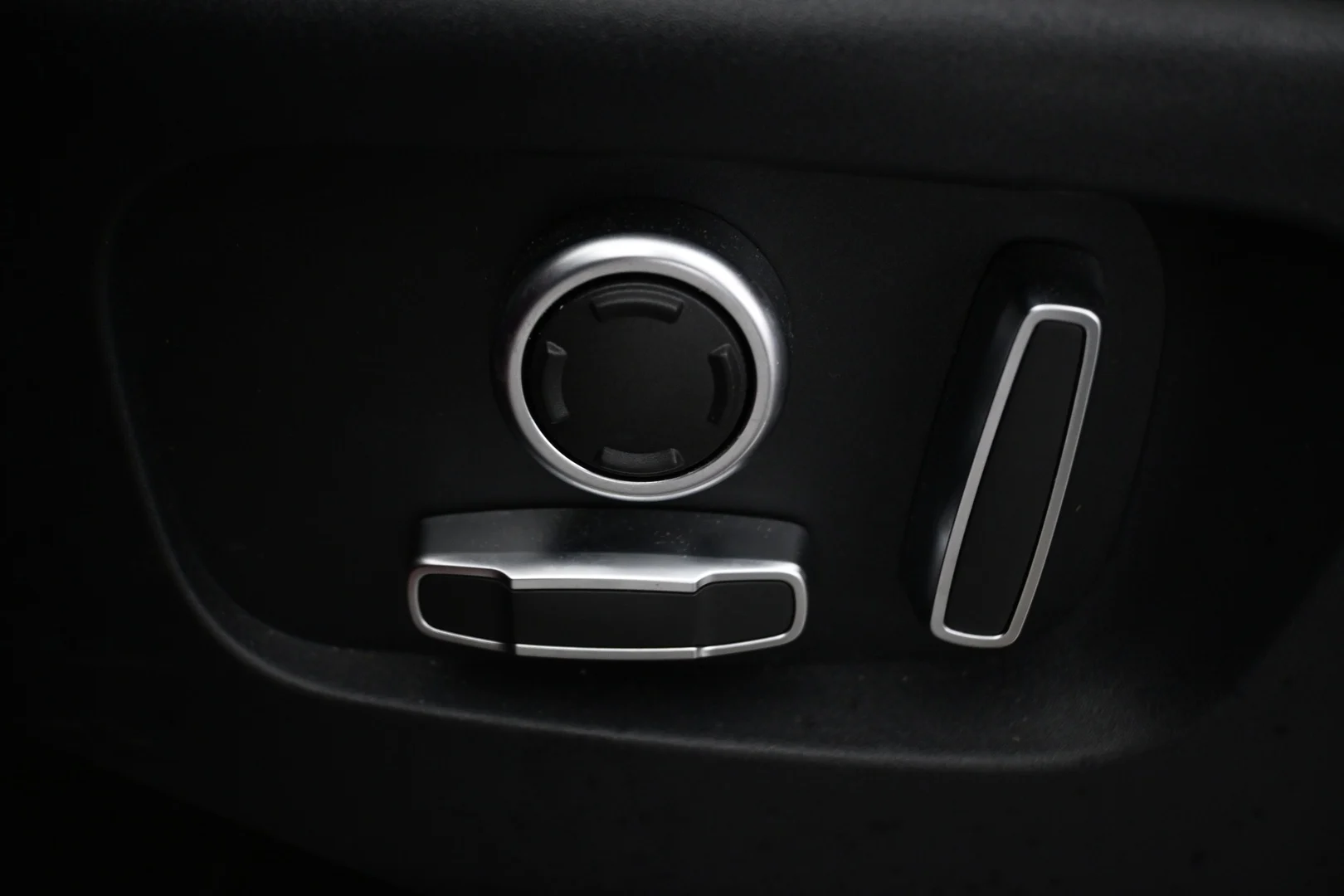 Car Image - 5QAemdn0qdzukyi0cKEvM7