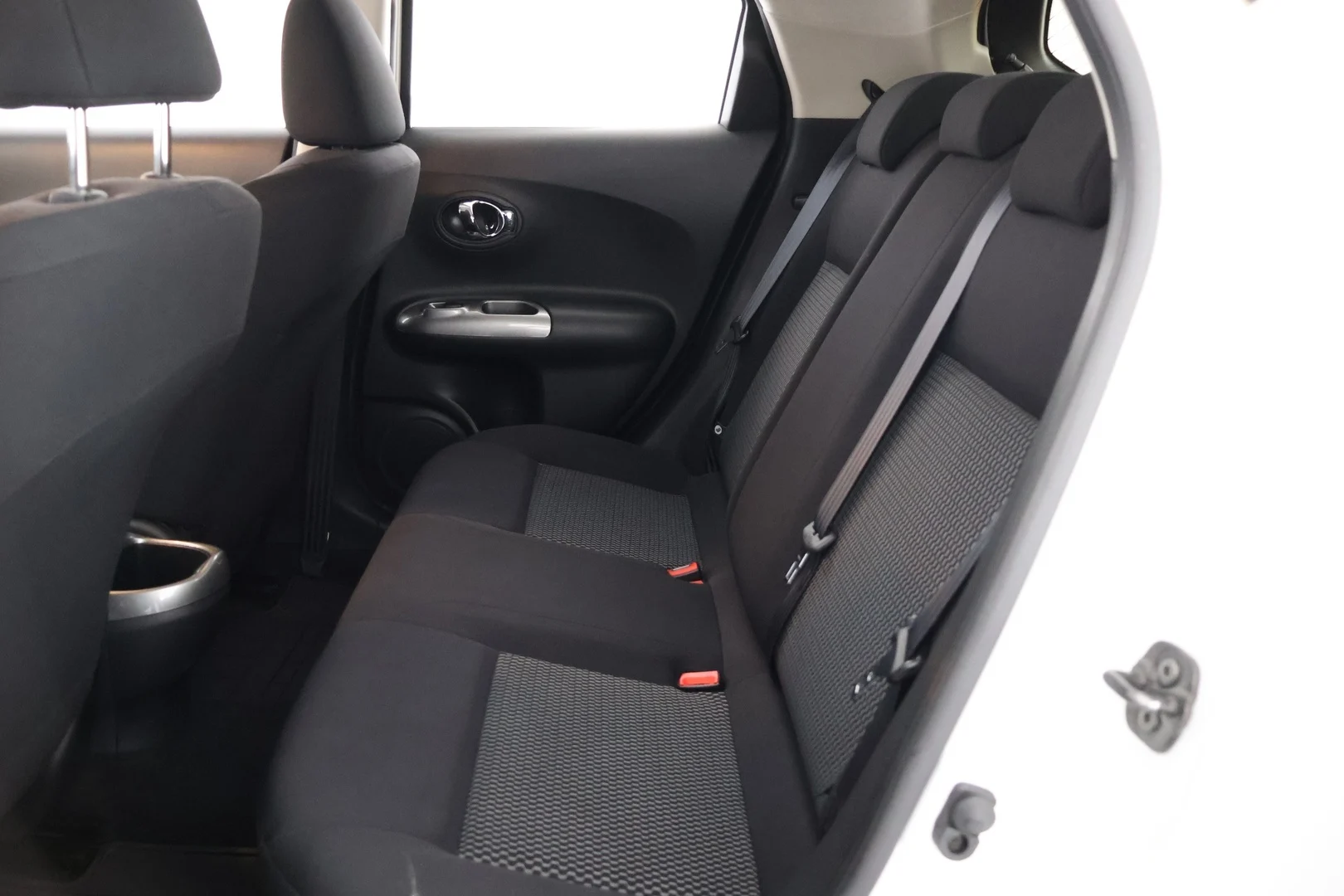 Car Image - 7MznnQQ2392VgoANsmHUpP