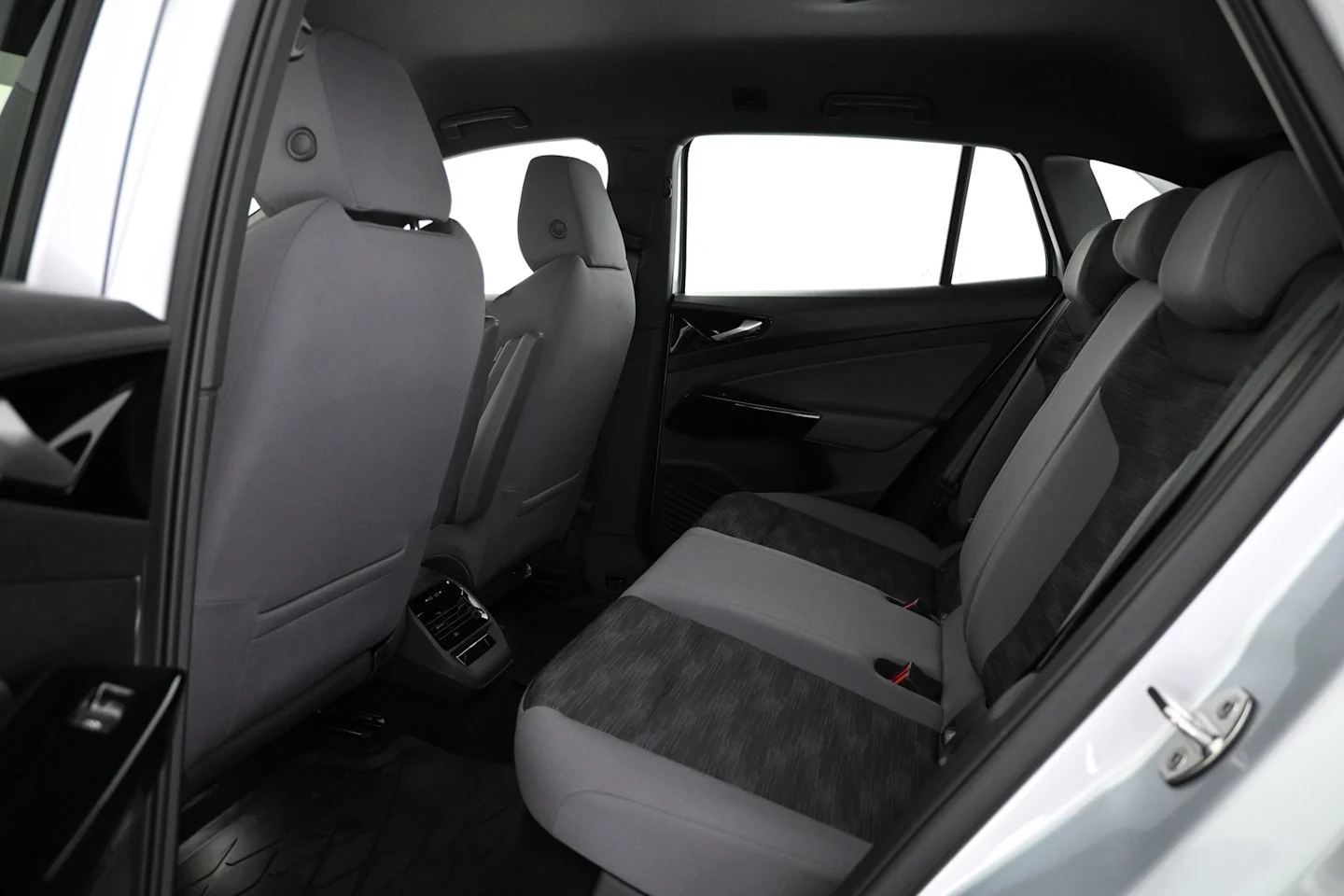 Car Image - 7bx3E58KBILUTzO0bE6nOe