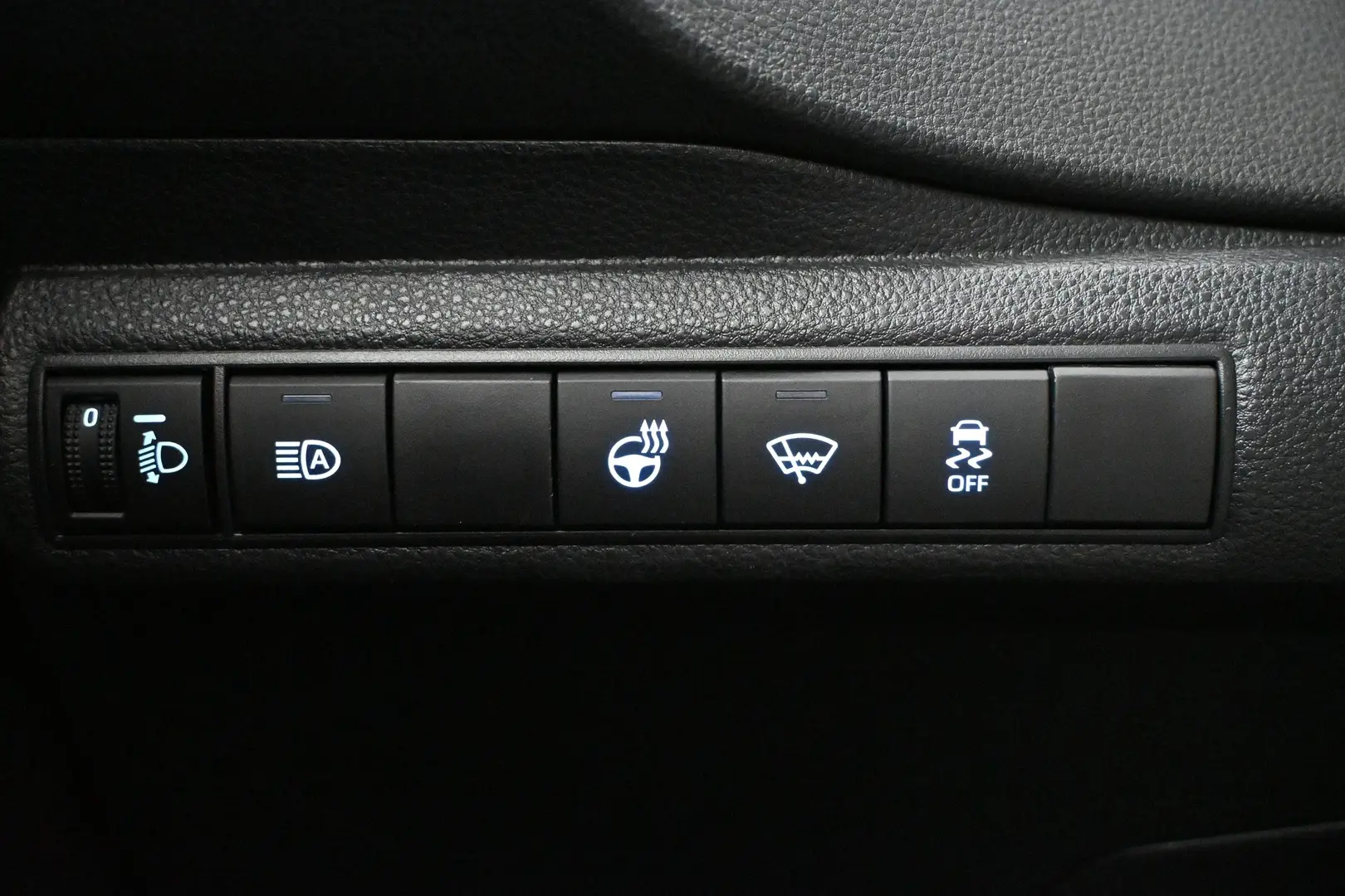 Car Image - 7ggHvz7nqSRWBtyQJZA9yt