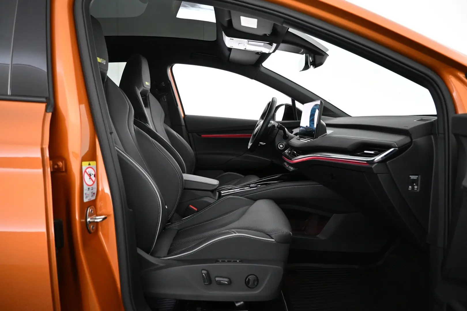 Car Image - 6fmWmKaAWtnI4s317w2a6t