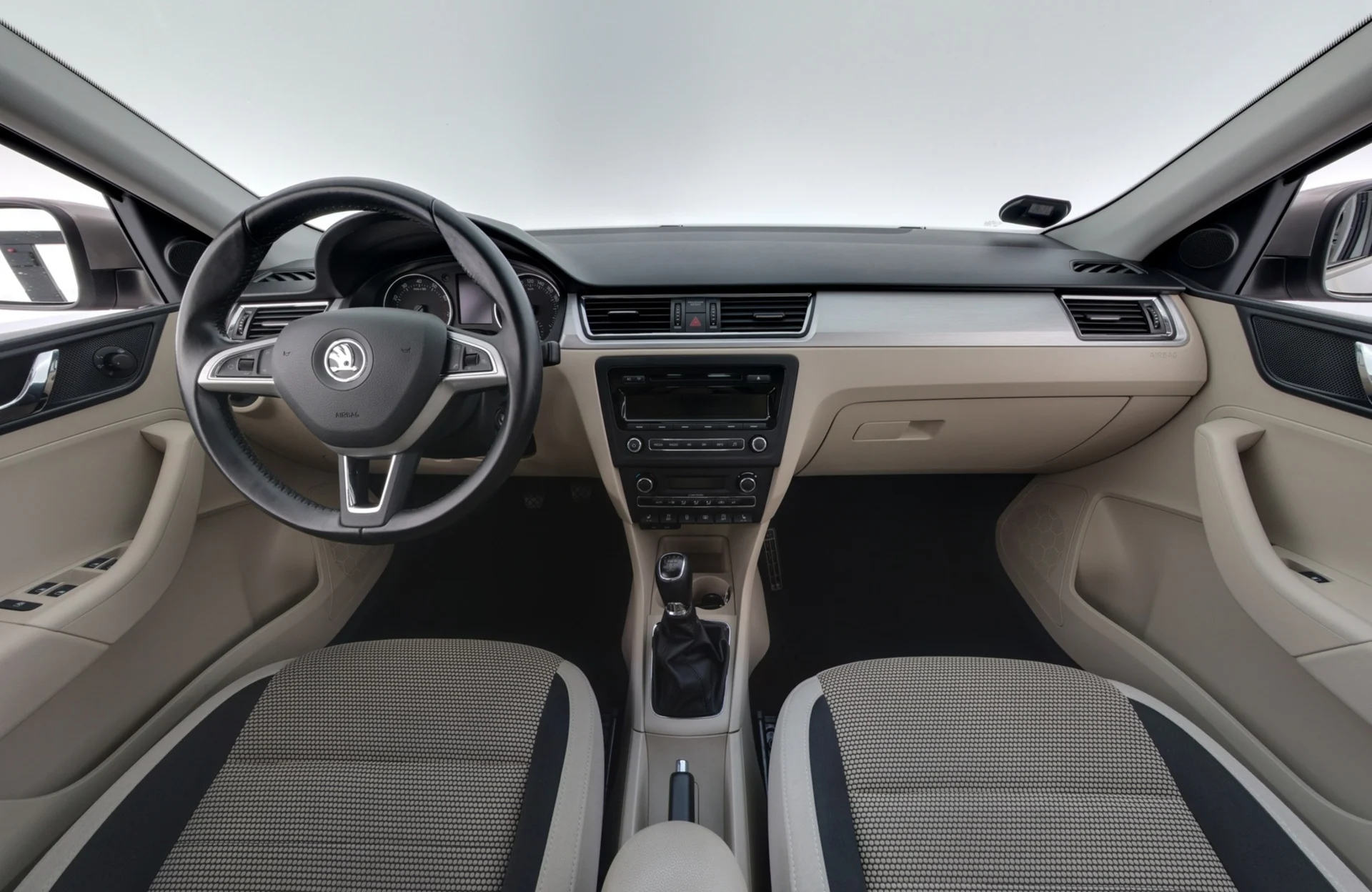 Car Image - 7wzPjxD1rBHffsOvqSRRoS