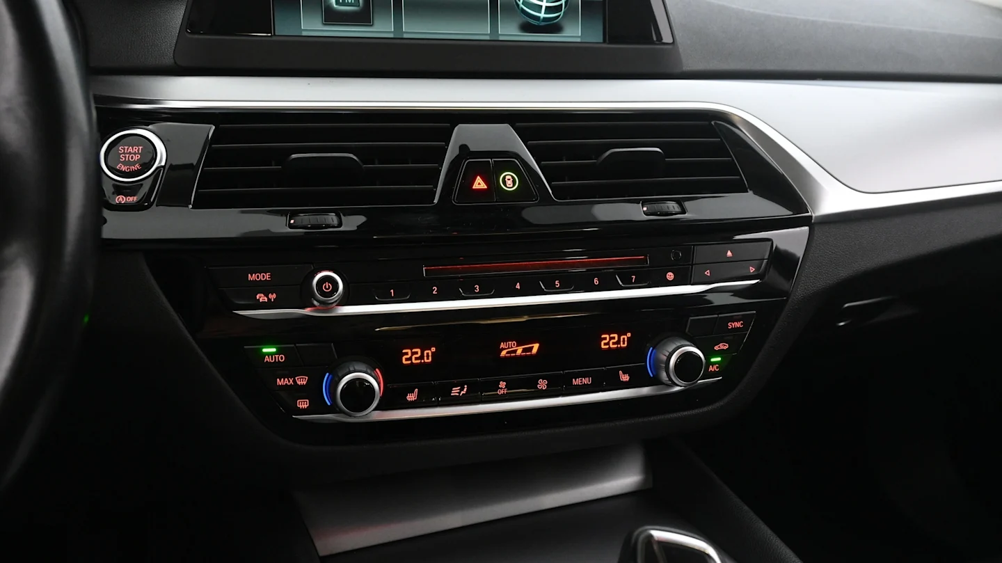 Car Image - 1jiaJH4QWucitLWrCyiYLp