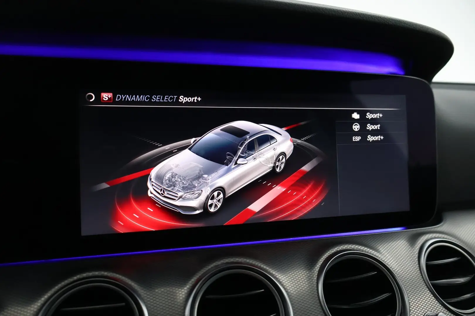 Car Image - Lrtfdro64OjXvkhplnaWo