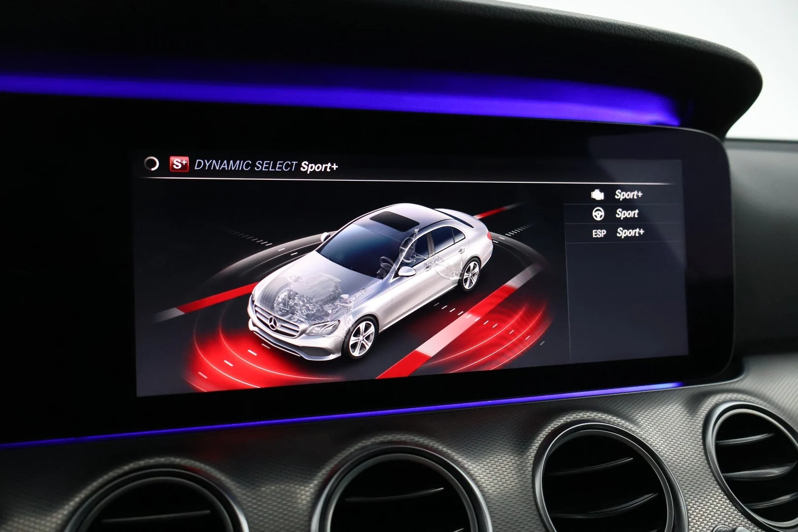 Car Image - Lrtfdro64OjXvkhplnaWo