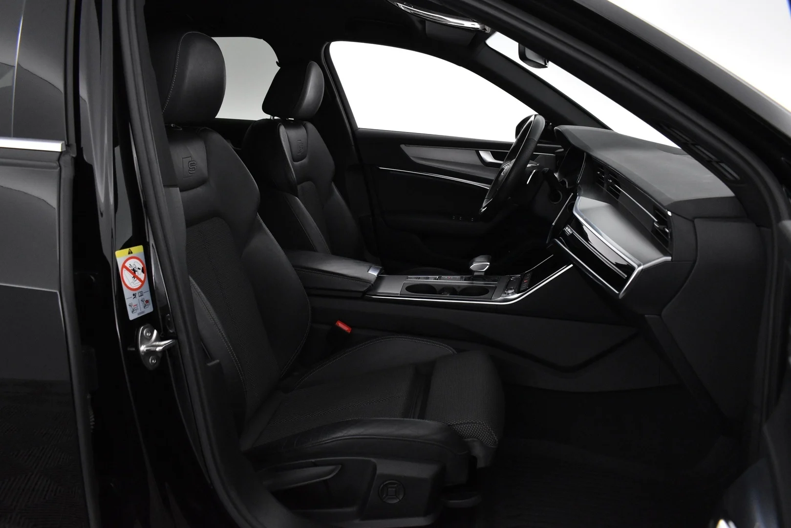 Car Image - 5IulBvw0dADNAPF5GGUc1L