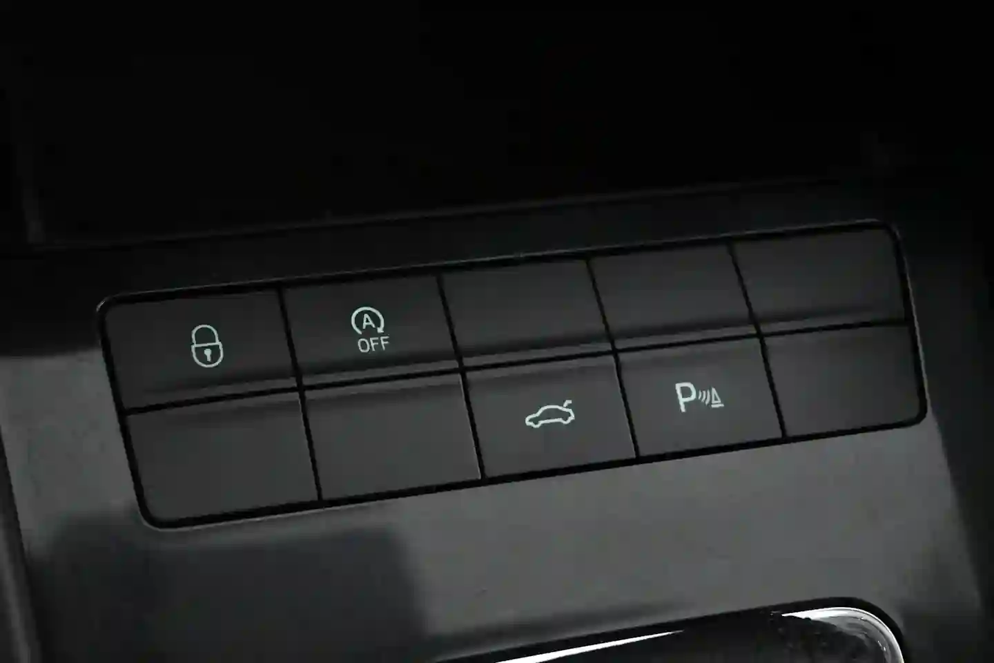 Car Image - 2SaPg6IZUVKnWmLFuAOvNn