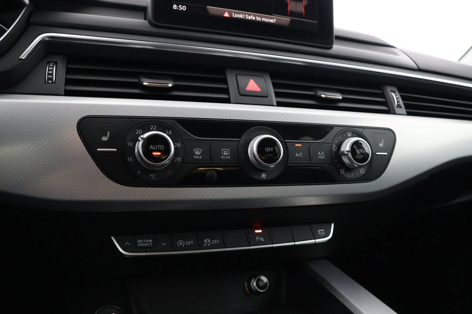 Car Image - 1qnD2NfecHRvfEoBRJSrha
