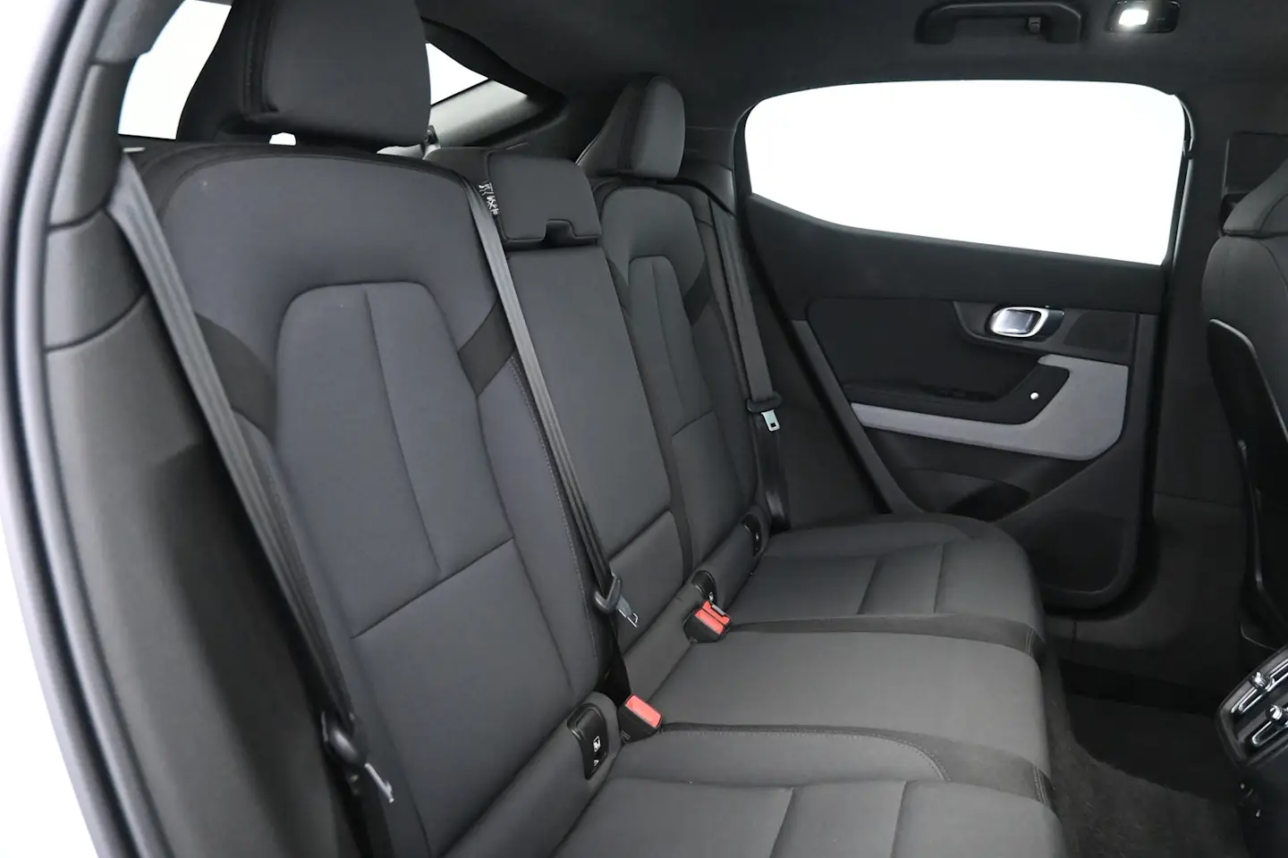 Car Image - 1LzhR75lq3iowIiMkKJmlZ