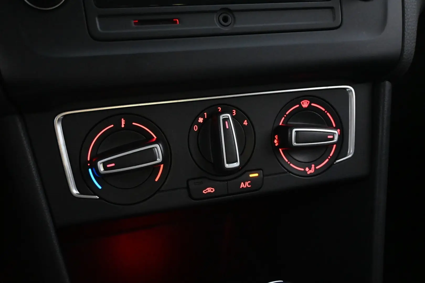 Car Image - 75i7KUBfFo7dNiQKh3FAZJ