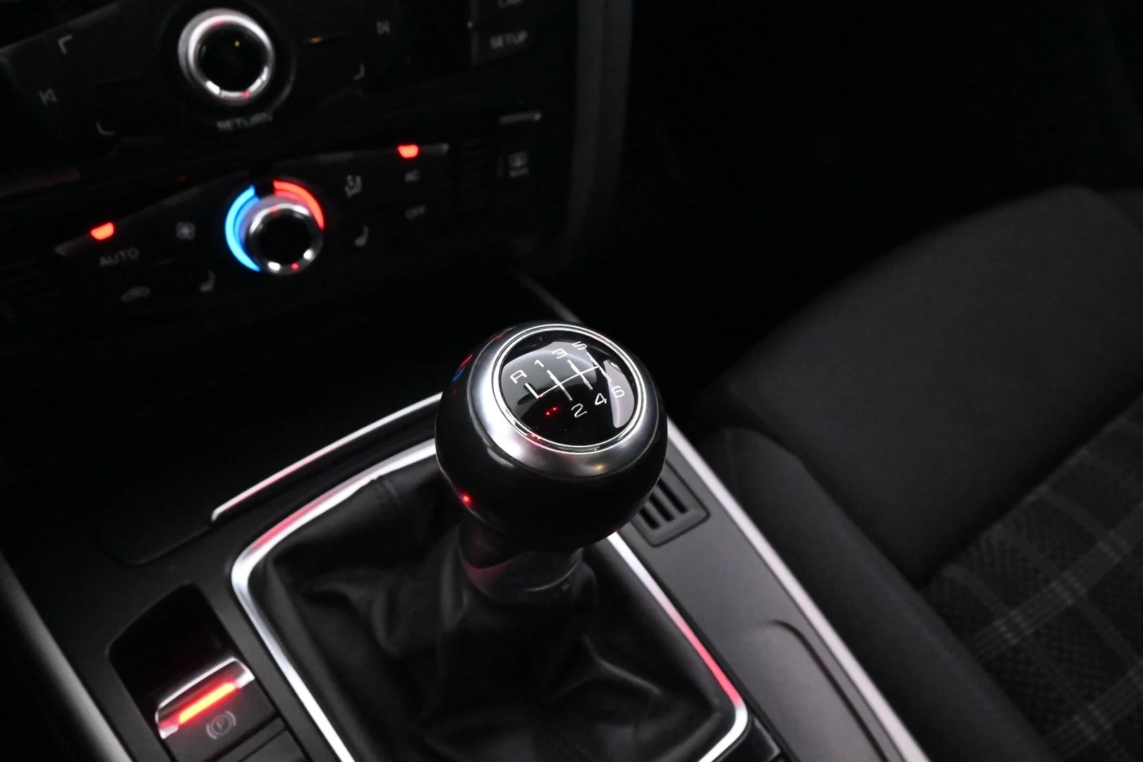 Car Image - 7xVWOFToPSLzoKzYMGRqww