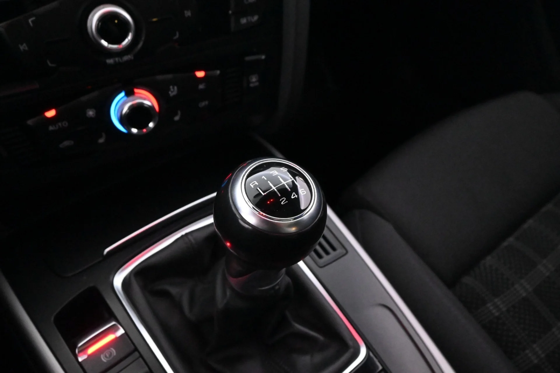 Car Image - 7xVWOFToPSLzoKzYMGRqww